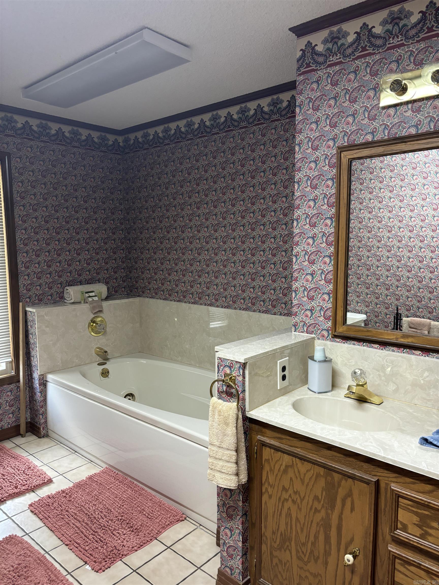 1701 S Washington  Murfreesboro, AR