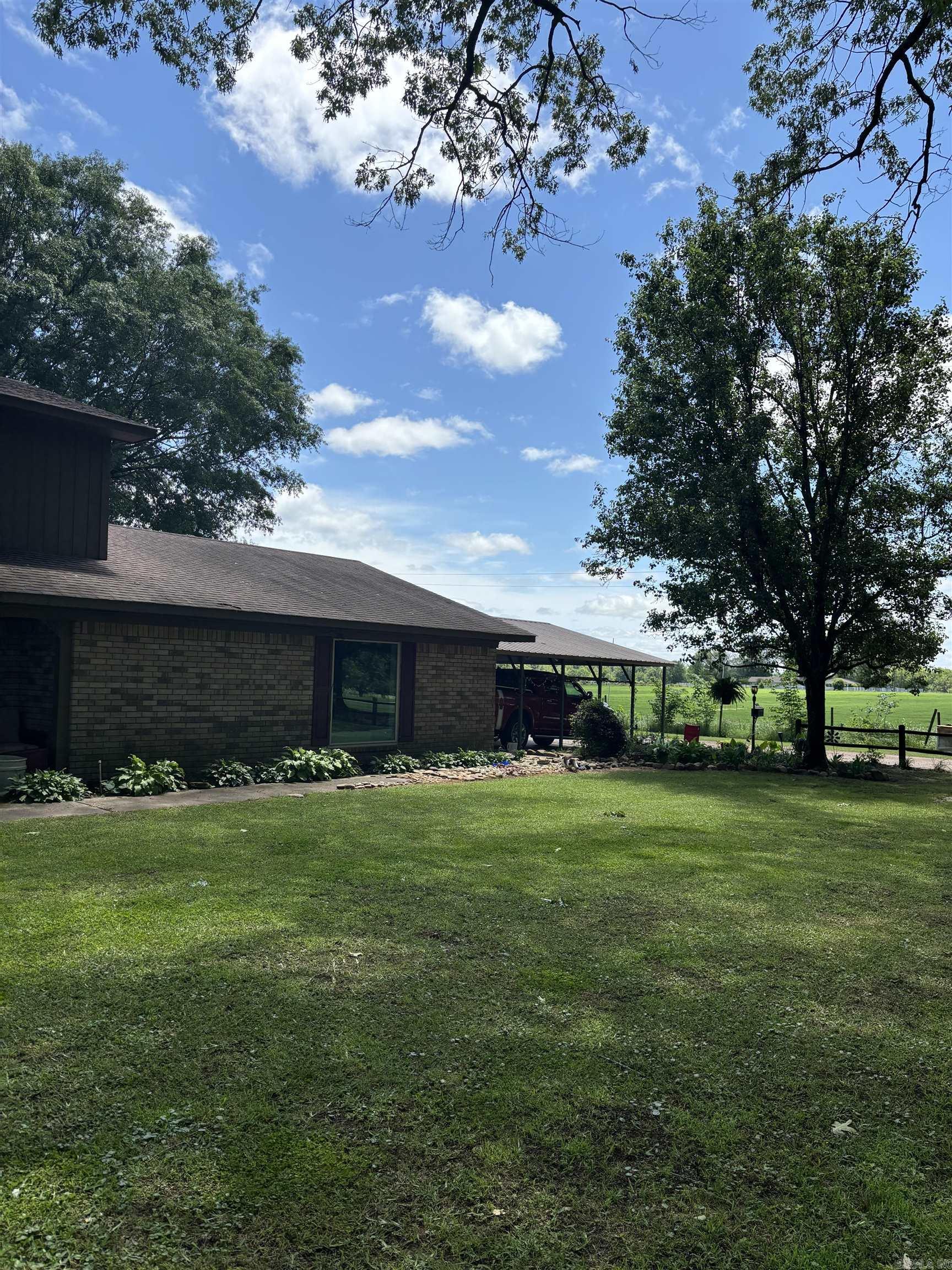 1701 S Washington  Murfreesboro, AR