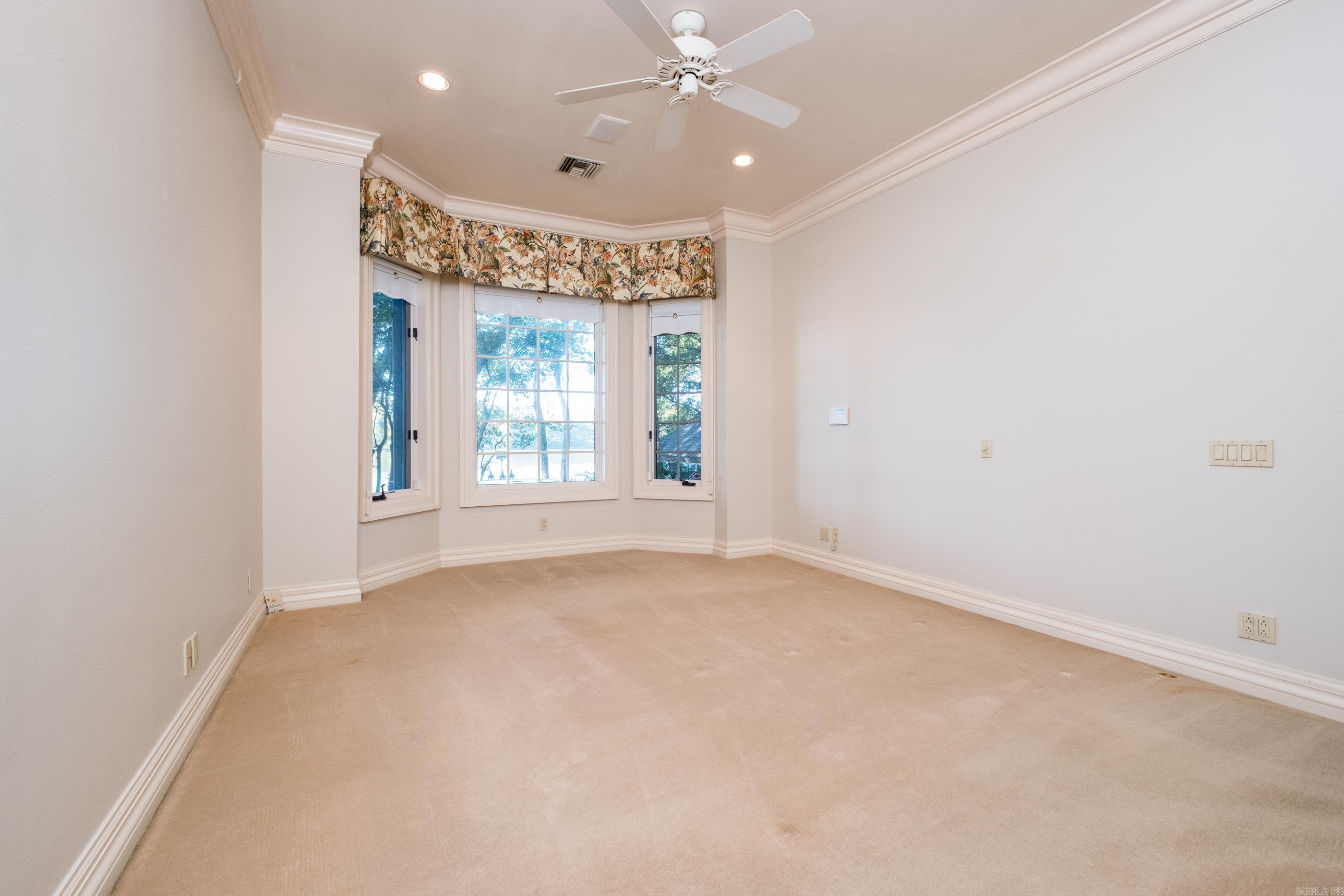 32 Riverwood Cove  Maumelle, AR