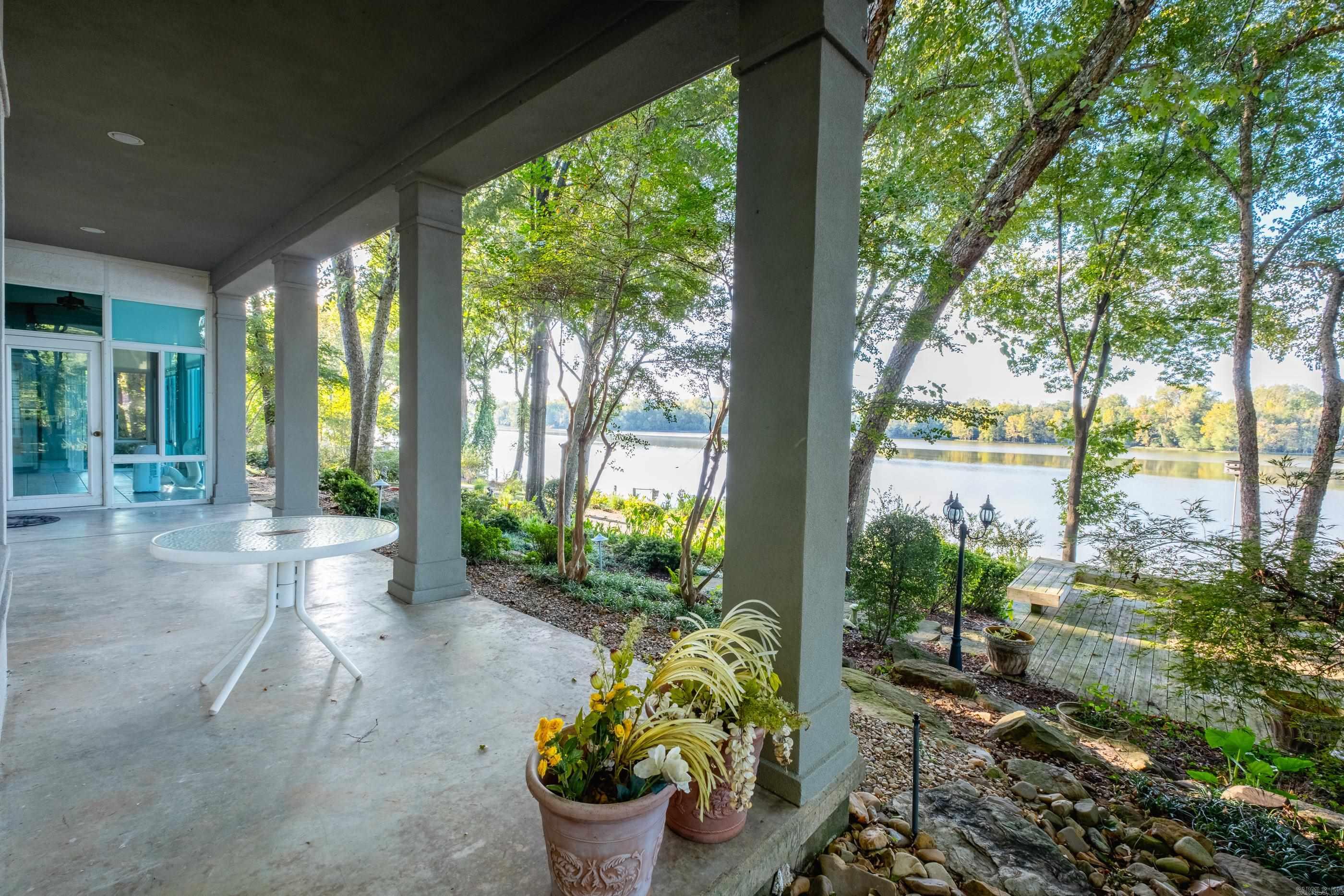 32 Riverwood Cove  Maumelle, AR