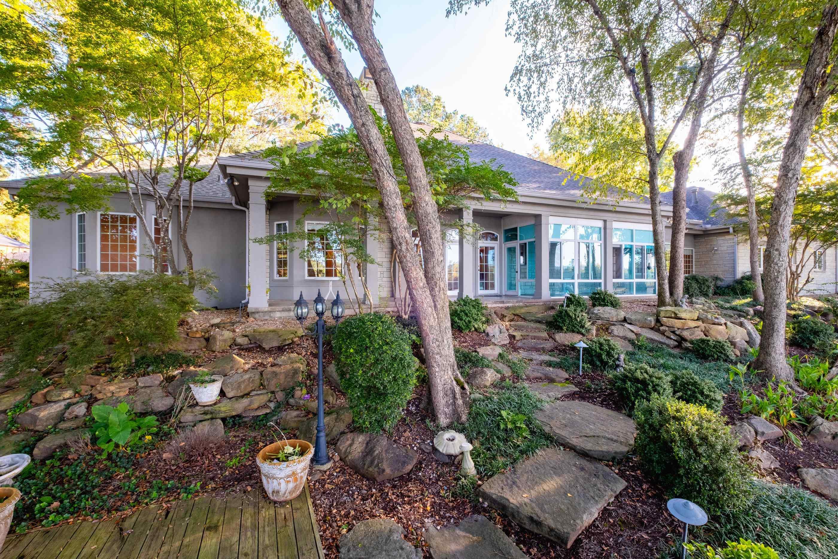 32 Riverwood Cove  Maumelle, AR