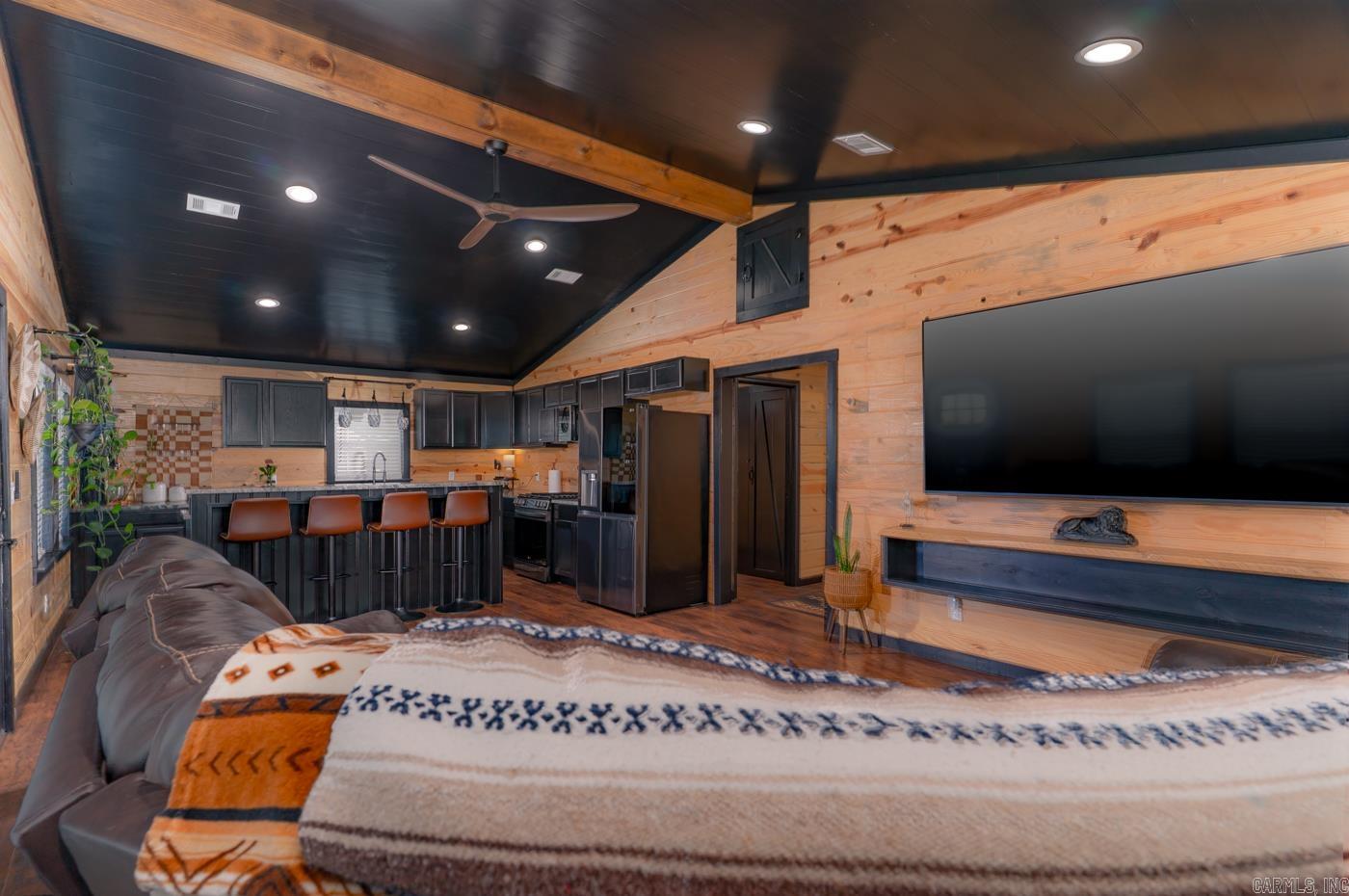 3948 N County Road 17  Leachville, AR