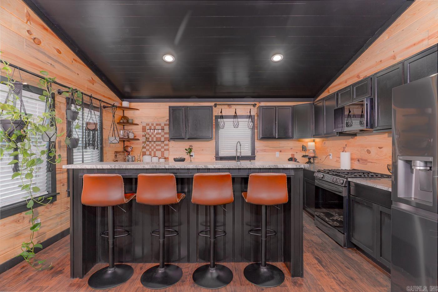 3948 N County Road 17  Leachville, AR