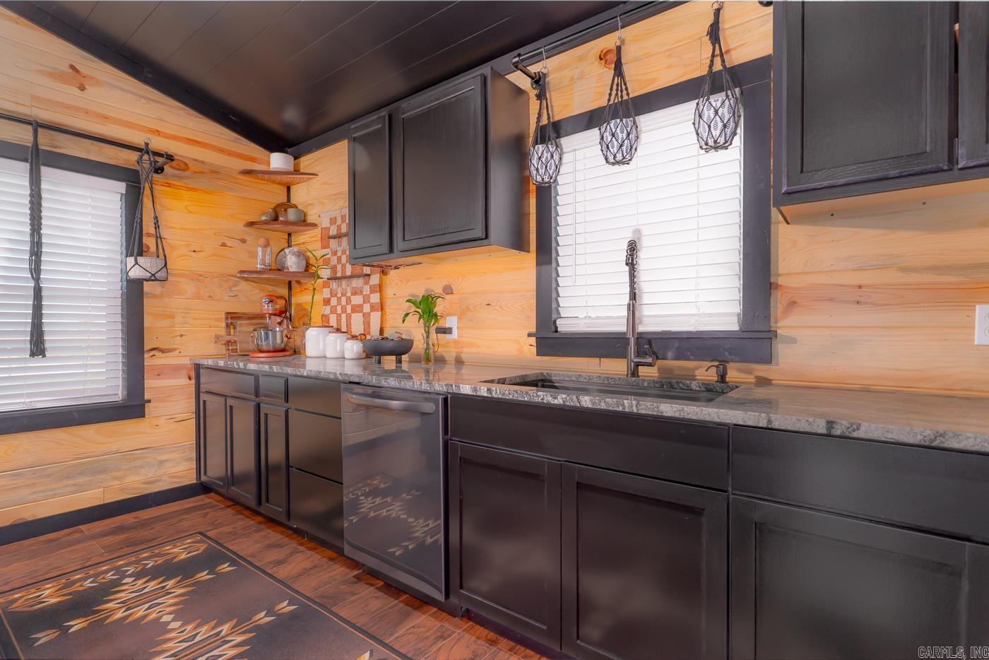 3948 N County Road 17  Leachville, AR