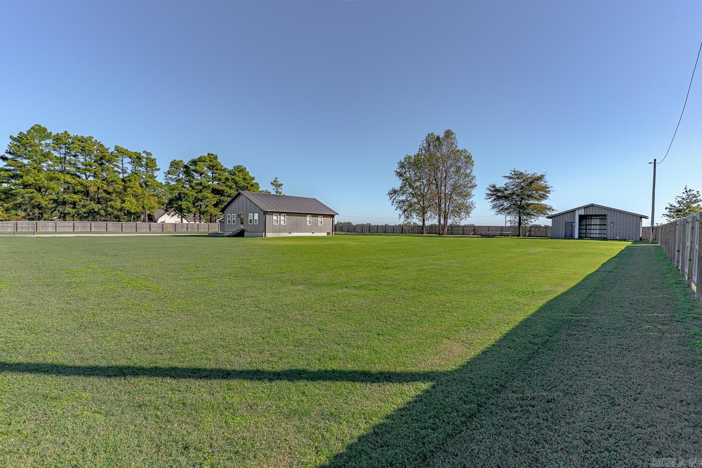 3948 N County Road 17  Leachville, AR