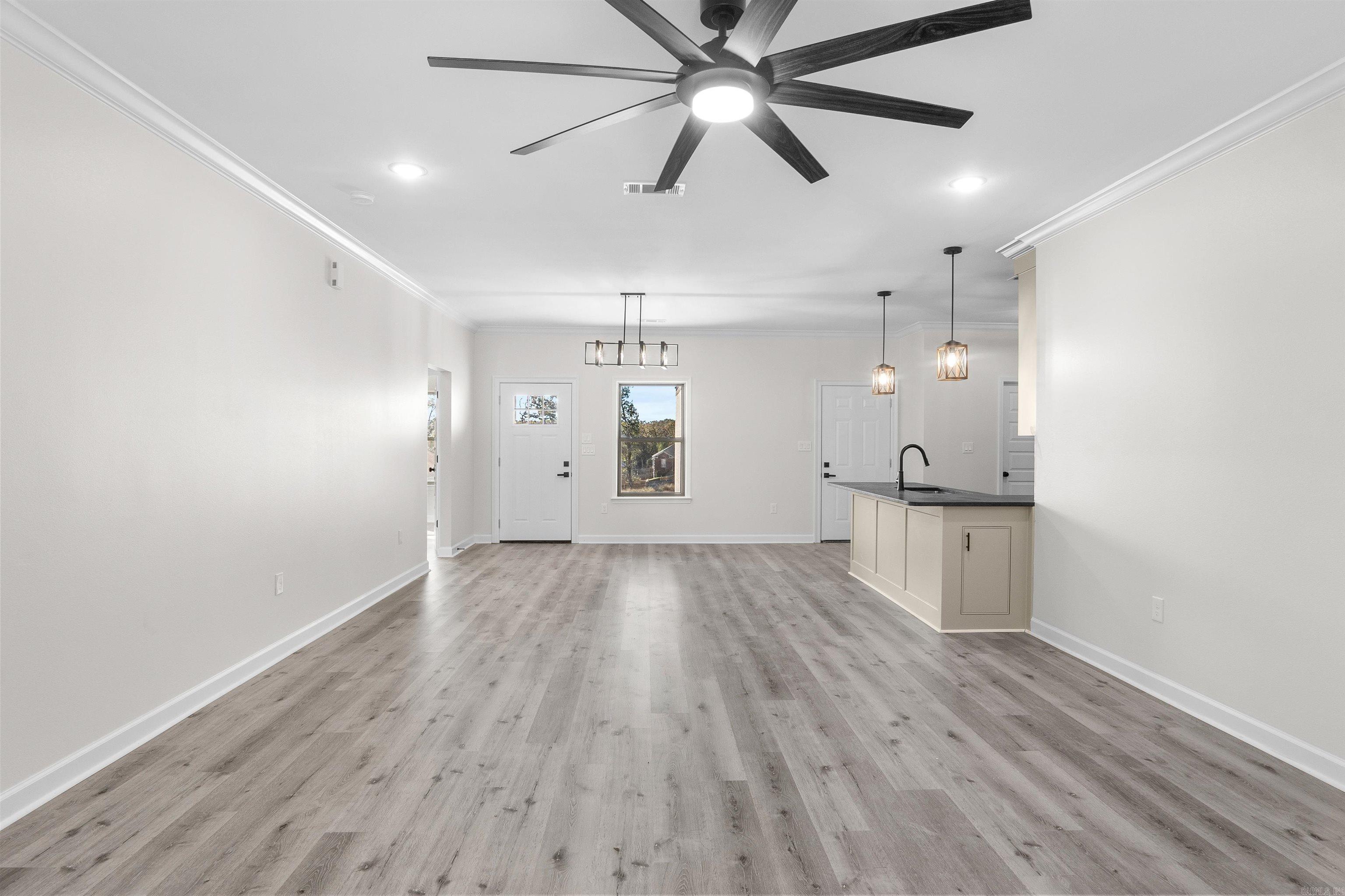 506 Madaleine  Austin, AR