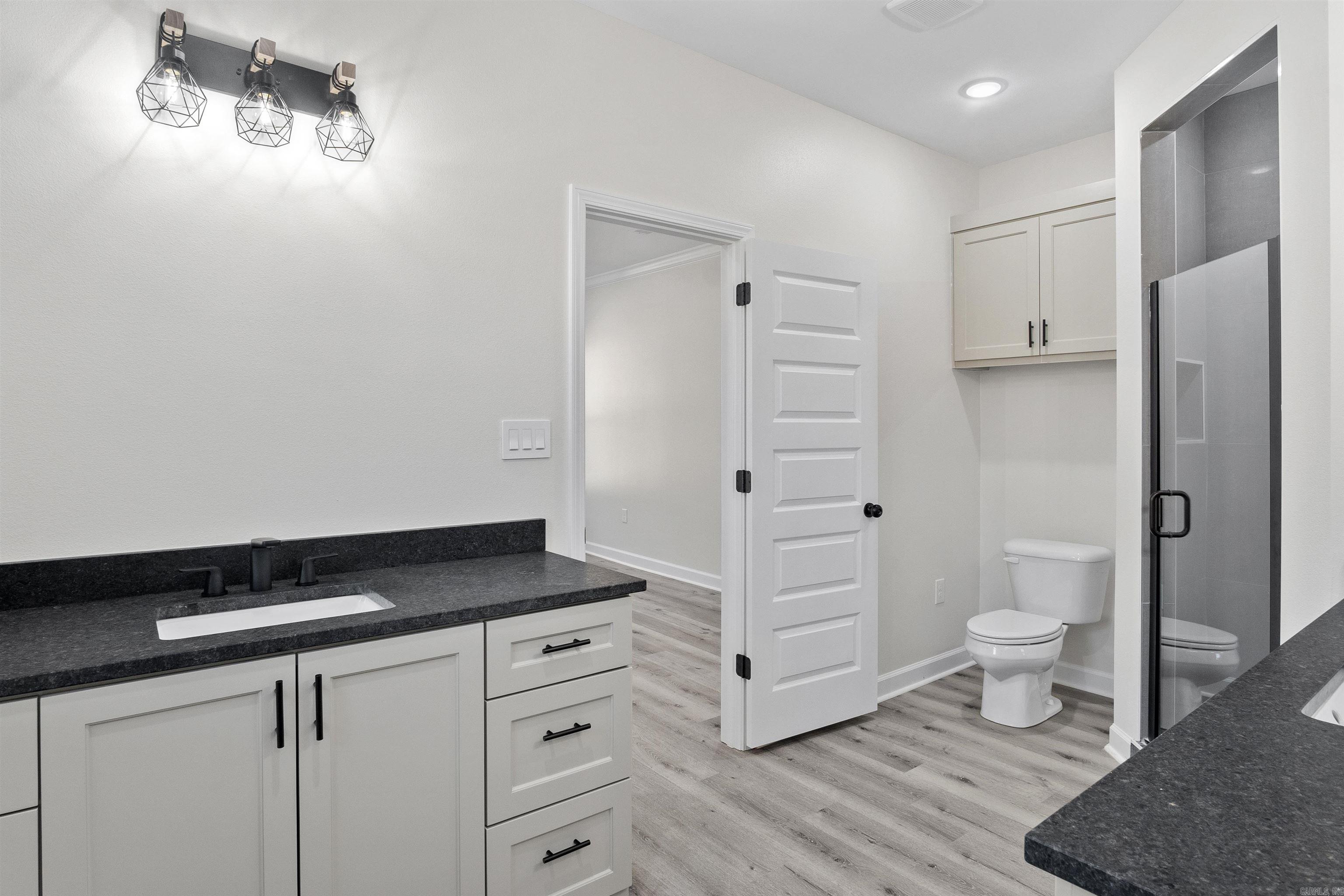 506 Madaleine  Austin, AR