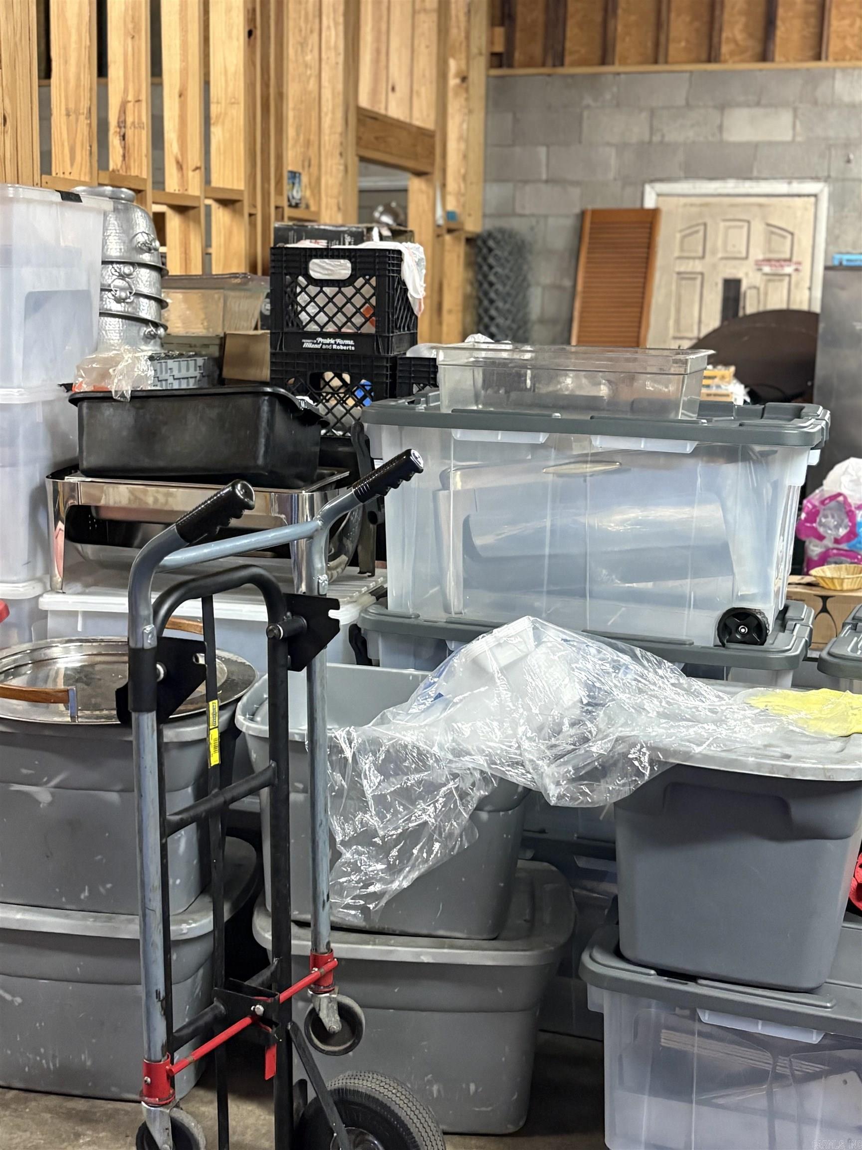 1715 MAIN  North Little Rock, AR