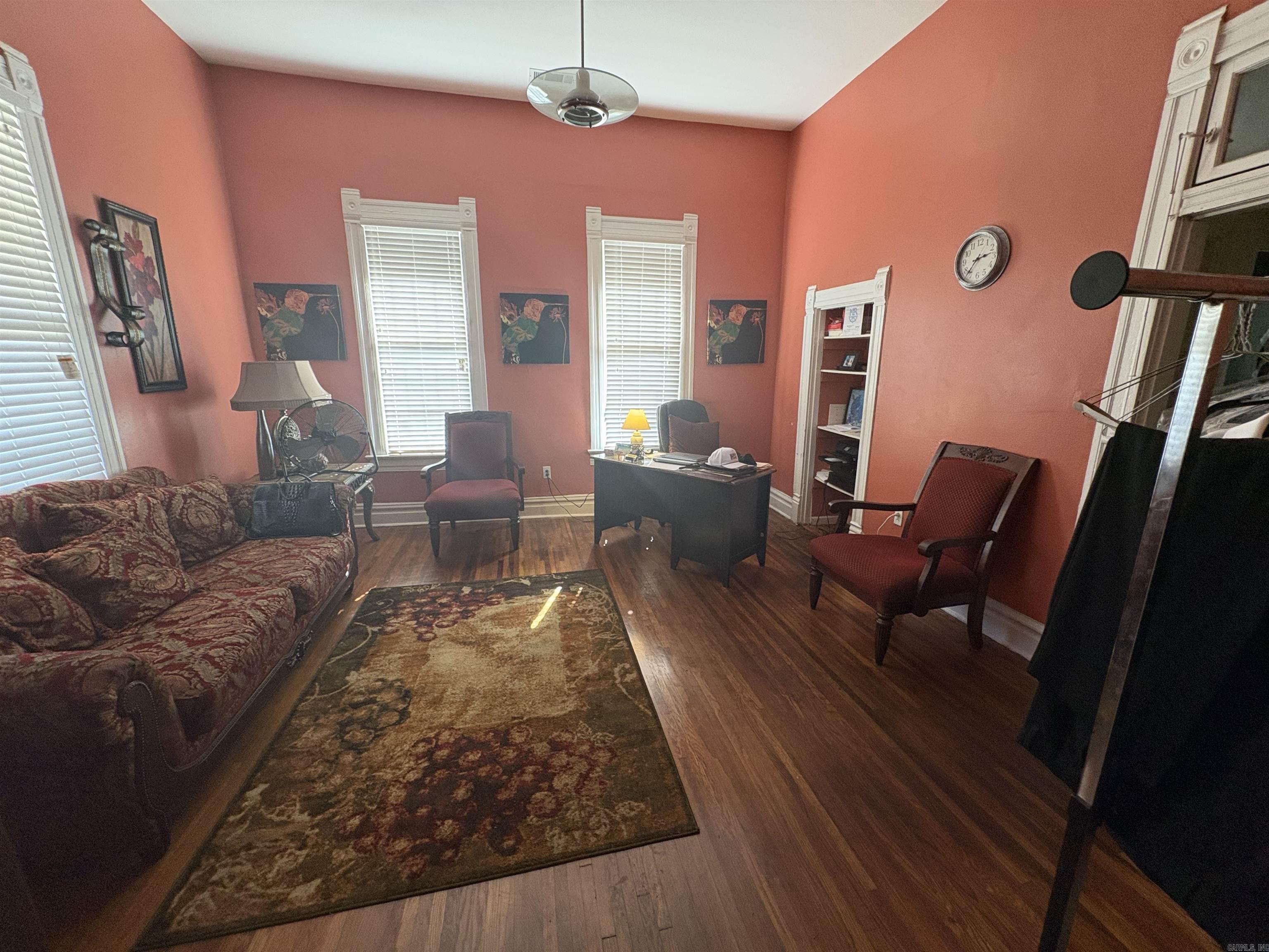 1715 MAIN  North Little Rock, AR