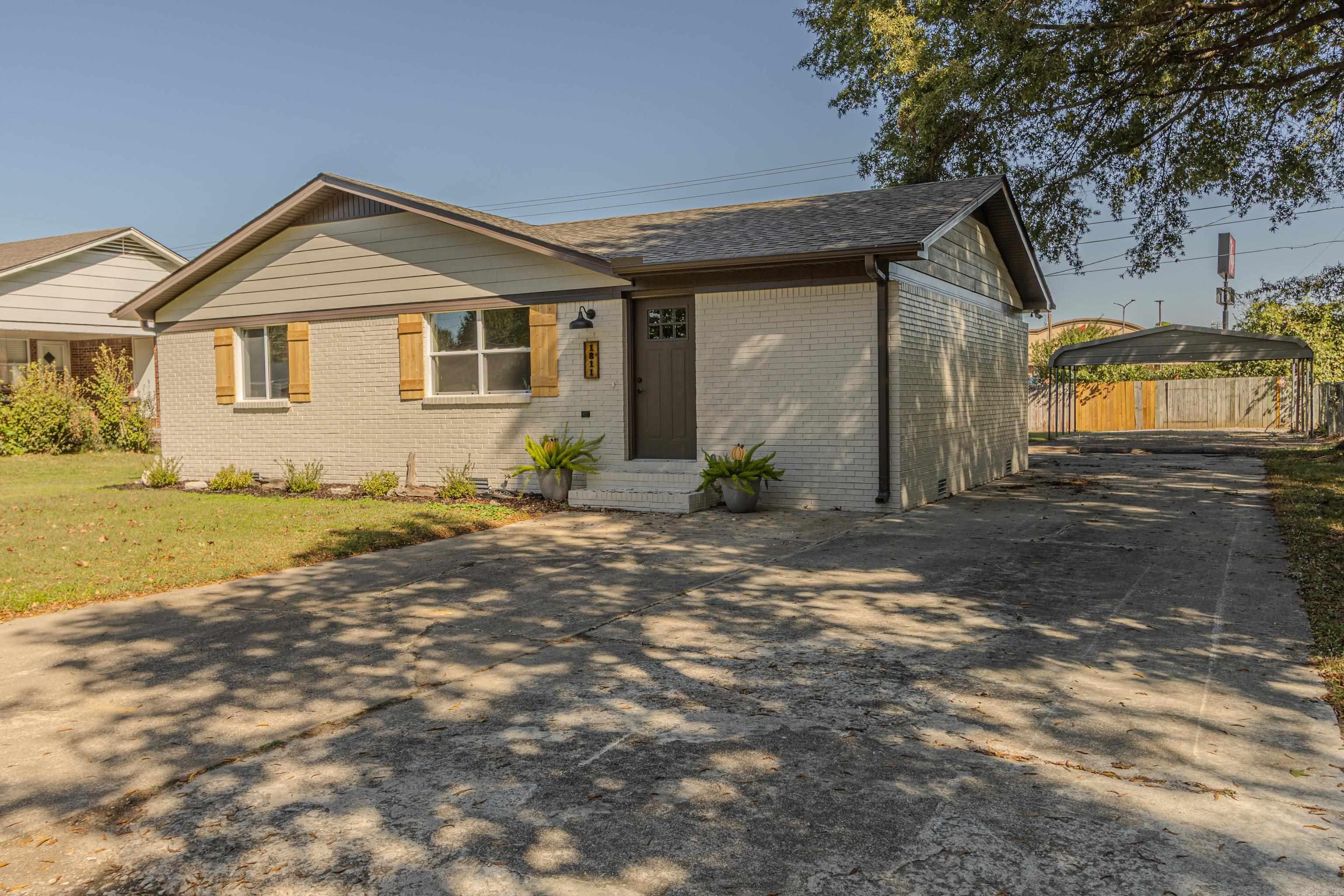 1811 Magnolia Ln  Paragould, AR