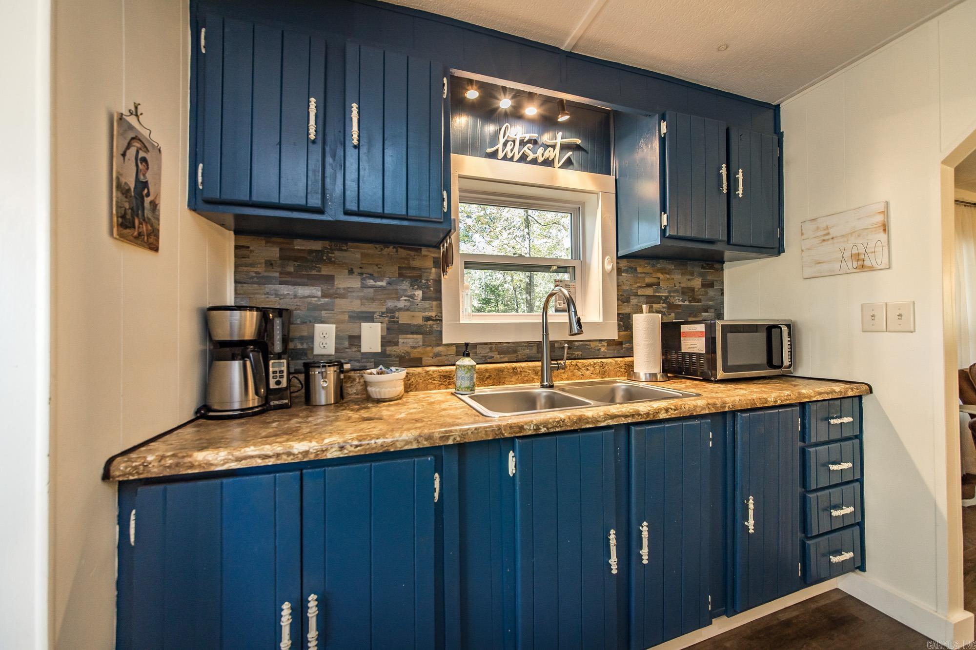 373 Rachael Dr. Shirley, AR 72153