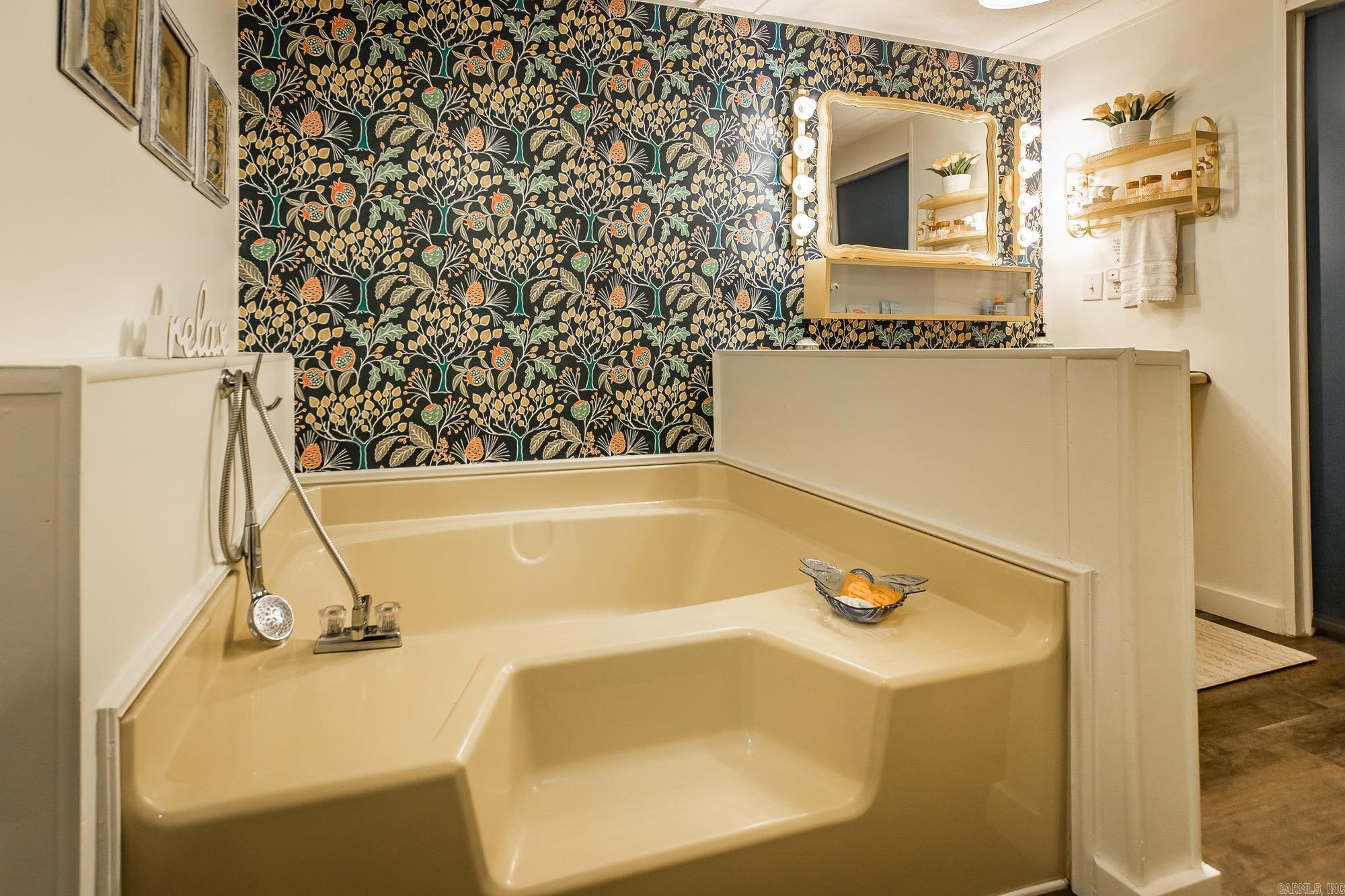 373 Rachael Dr. Shirley, AR 72153