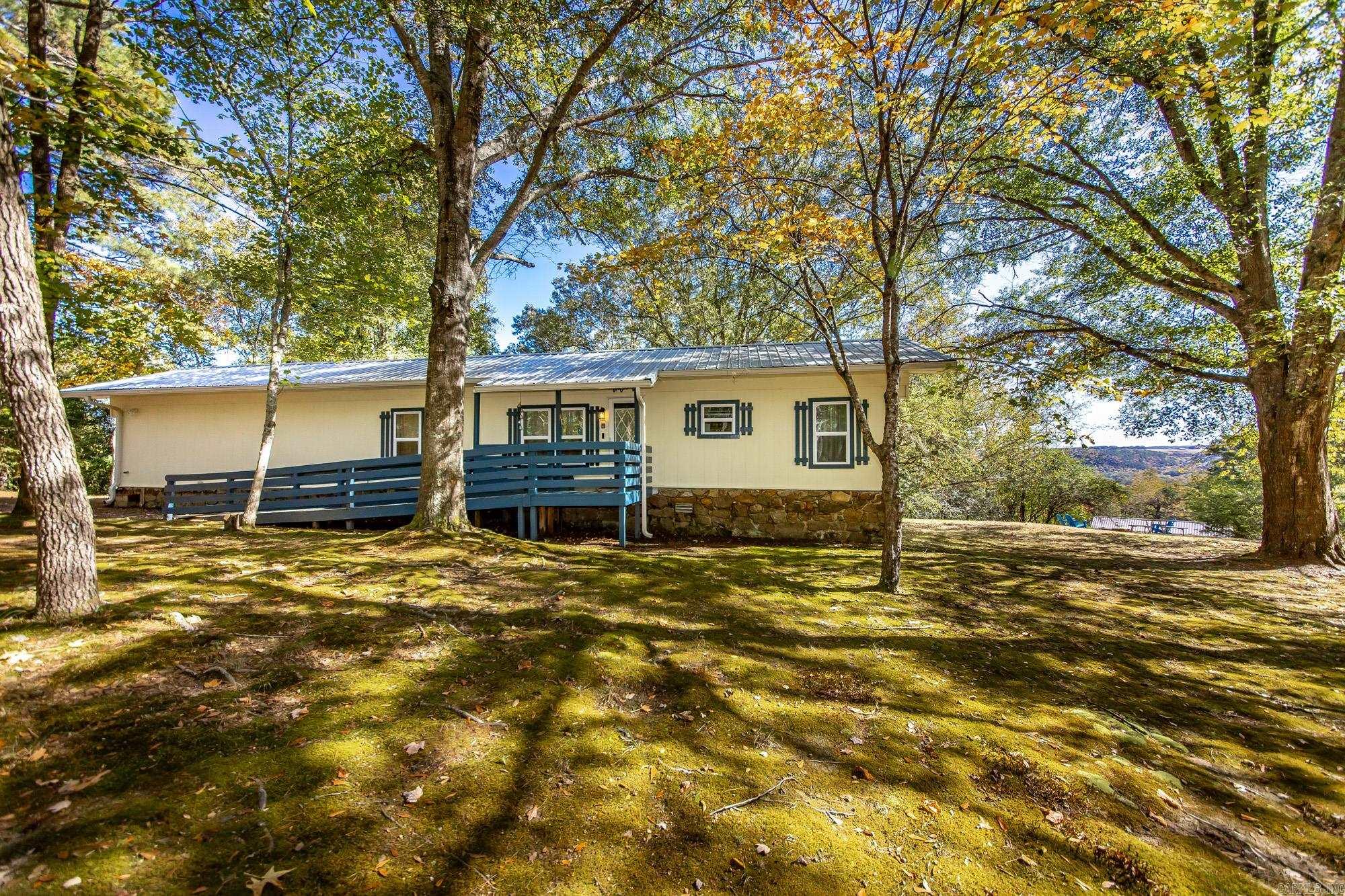 373 Rachael Dr. Shirley, AR 72153