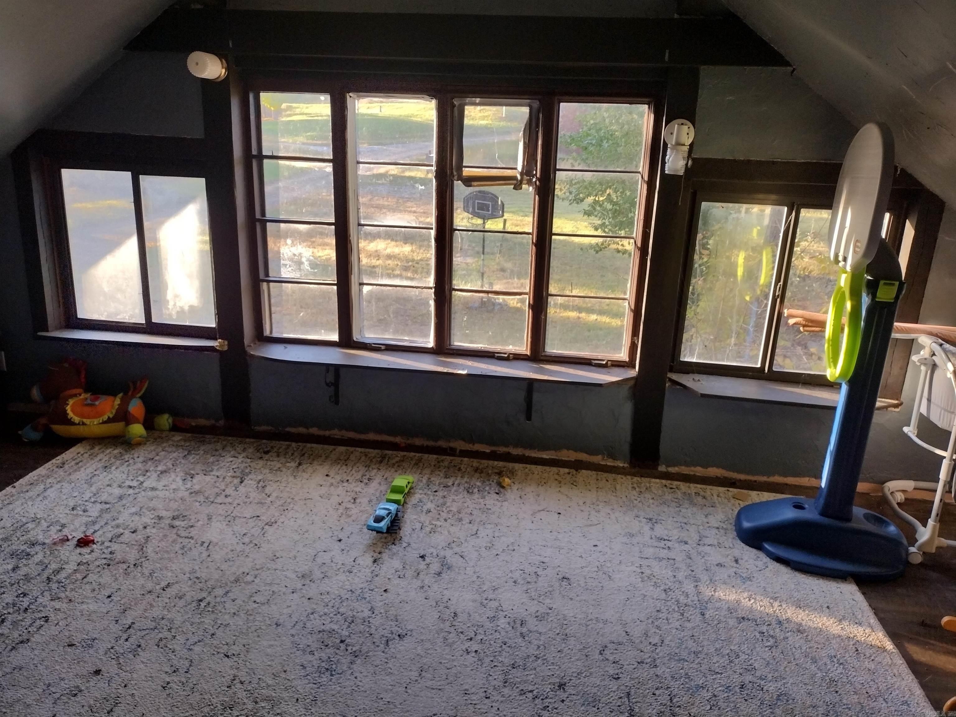 1000 Arvid Maeland Blvd  Mountain View, AR