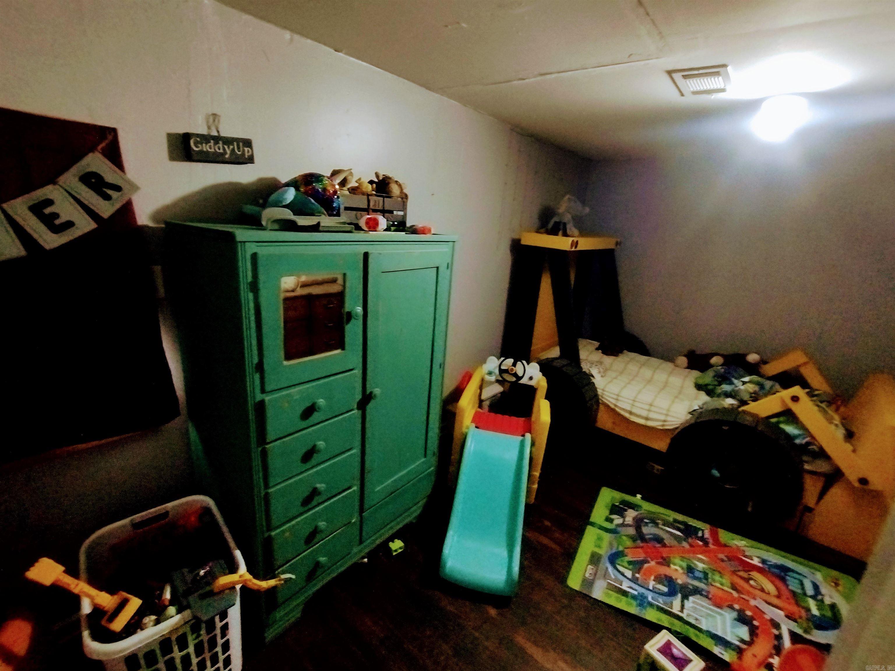 1000 Arvid Maeland Blvd  Mountain View, AR