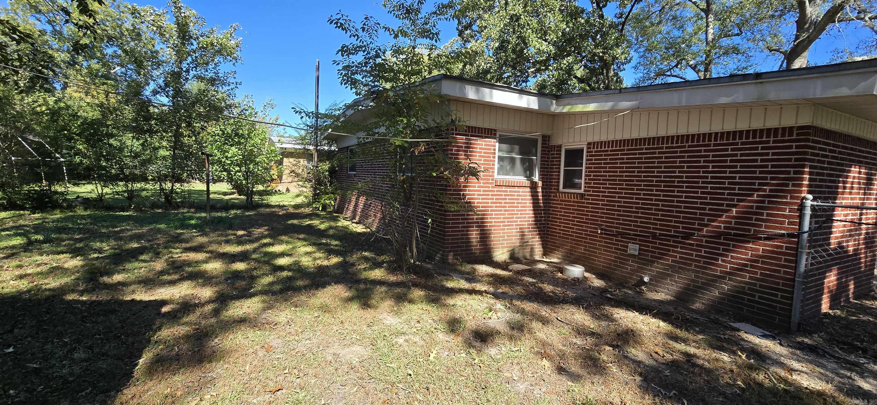 1110 WALLACE  Malvern, AR