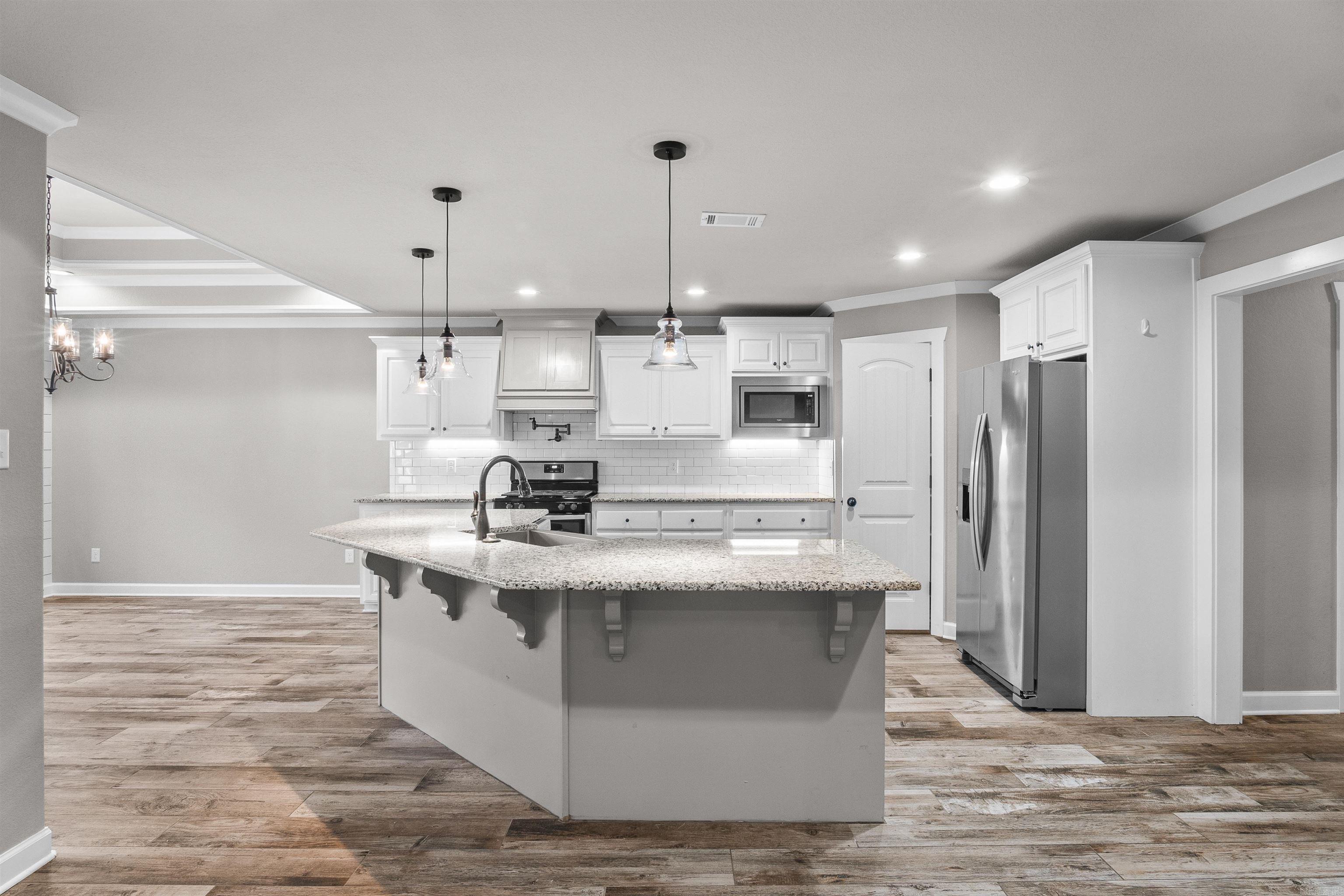 2032 N Hills  Cabot, AR