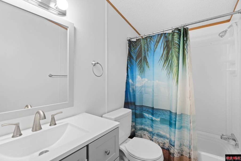 1215 Glenbriar  Mountain Home, AR