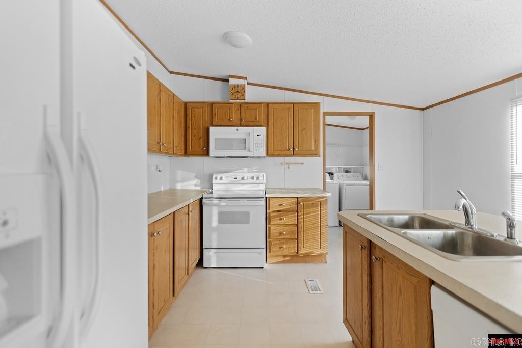 1215 Glenbriar  Mountain Home, AR