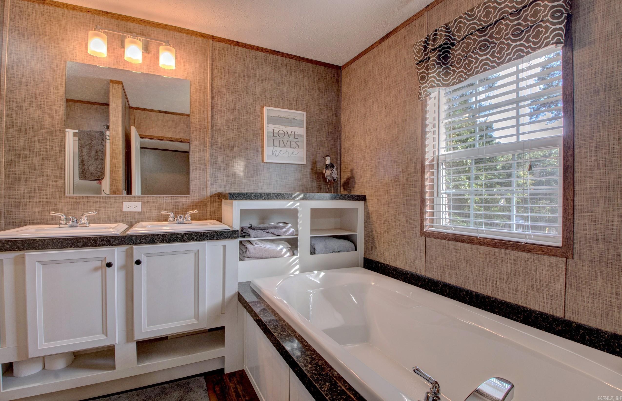 112 Chalet  Fairfield Bay, AR