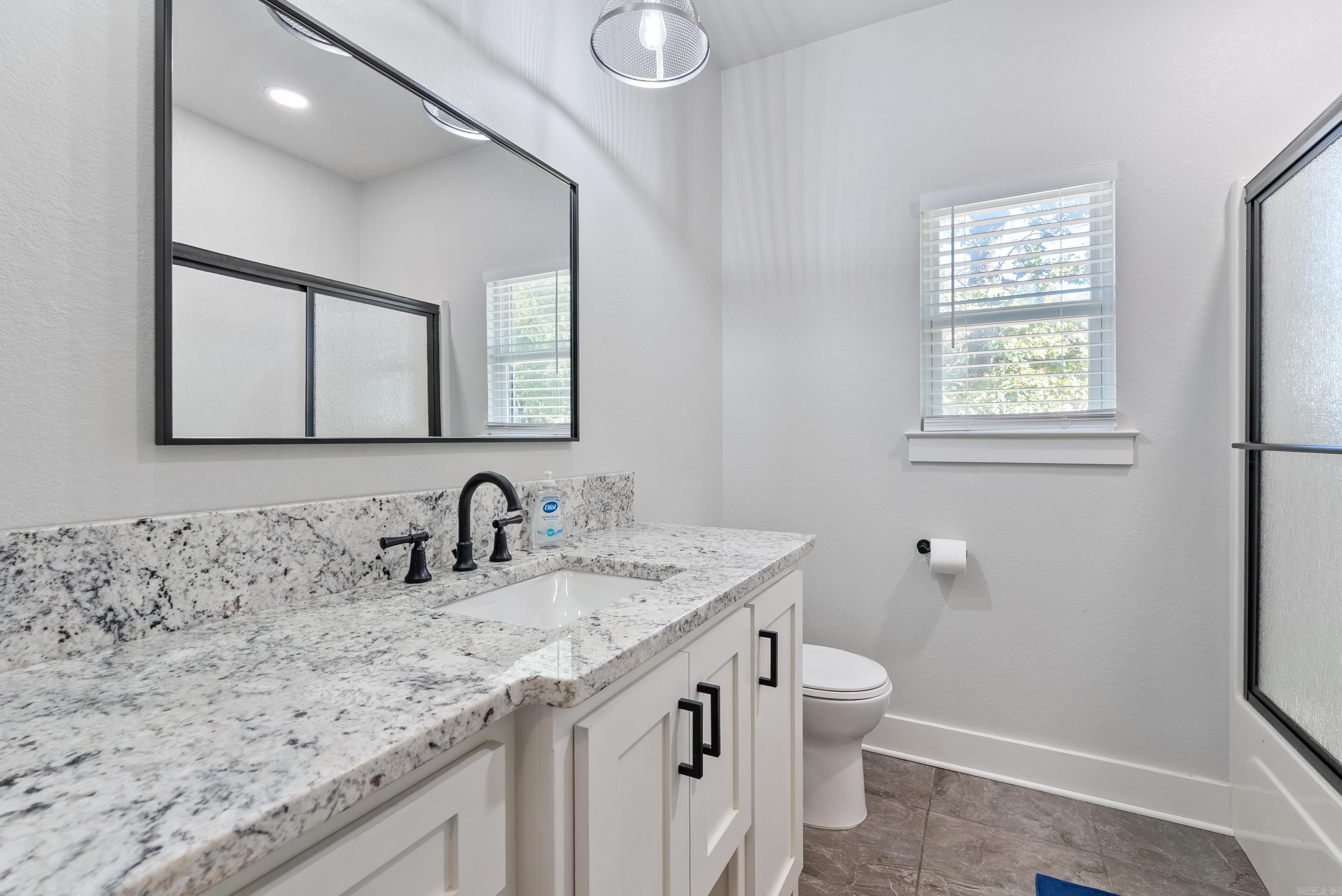 101 Burgess  Greenbrier, AR