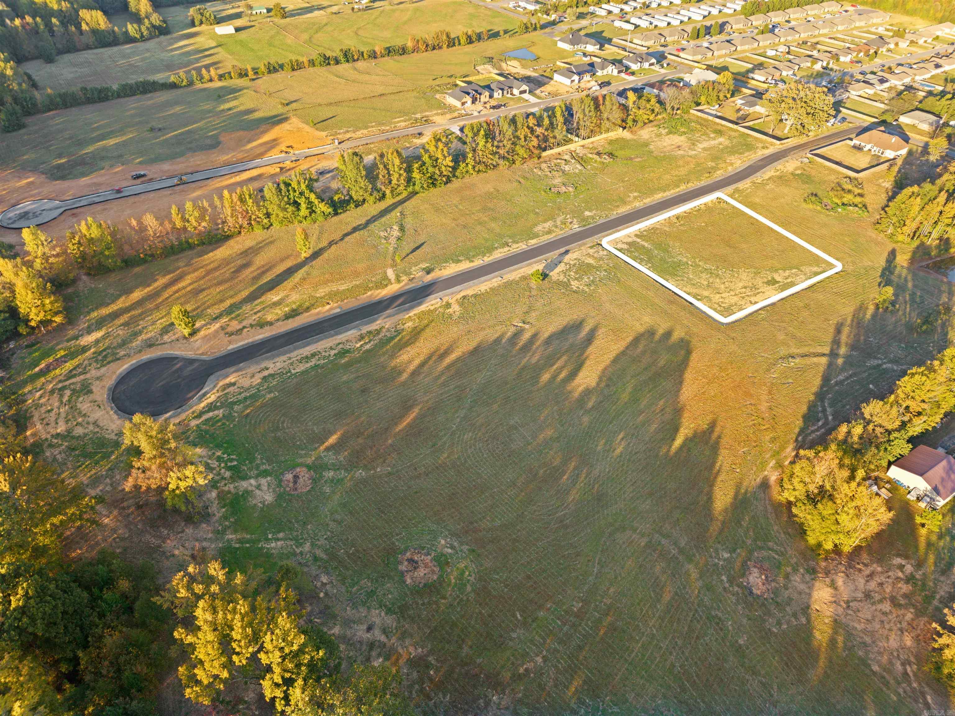 21 Crescent  Ward, AR