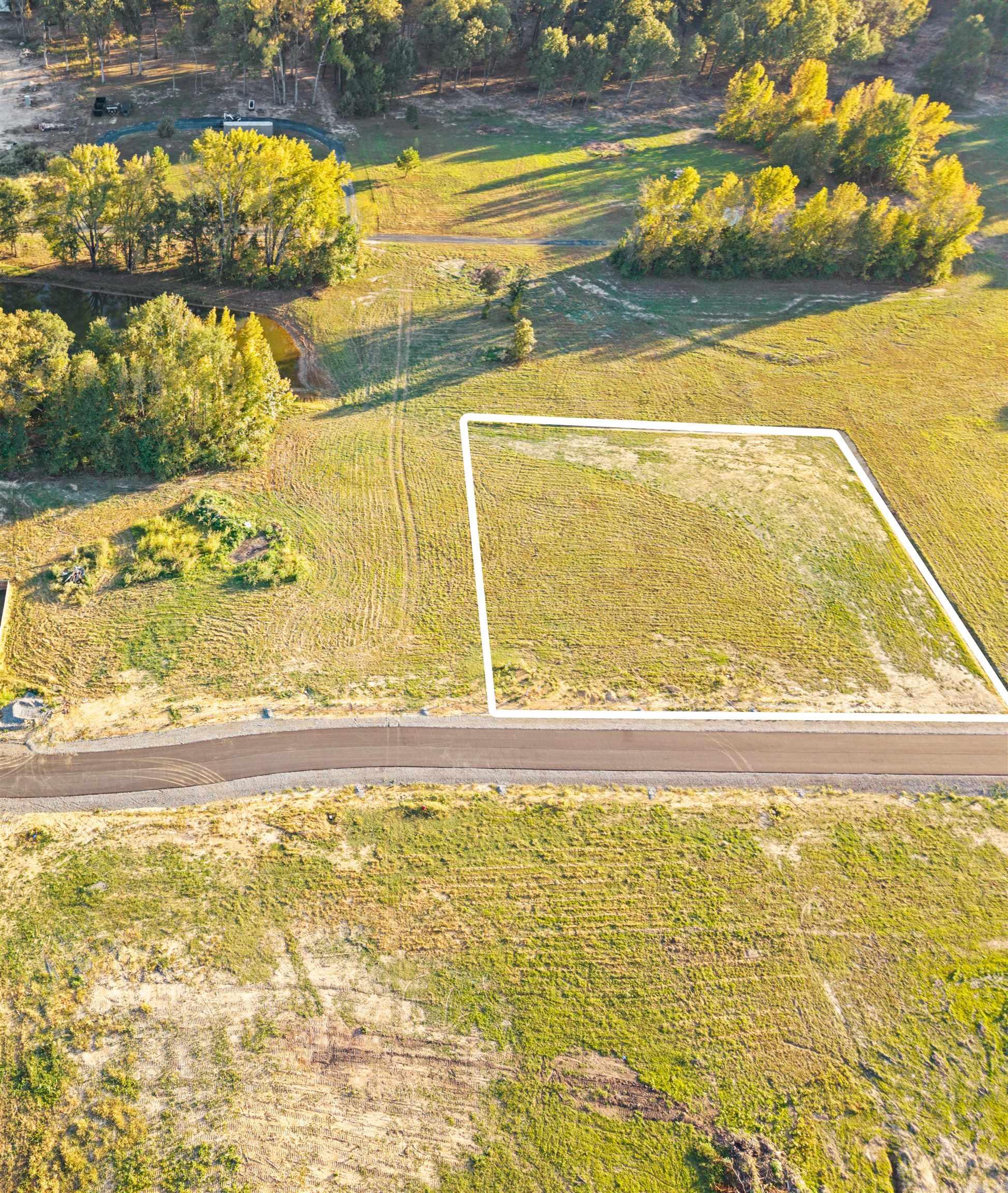 21 Crescent  Ward, AR