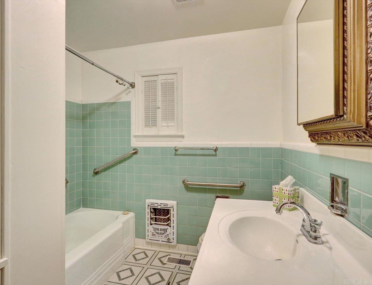 301 Ramble Street Hot Springs, AR 71901