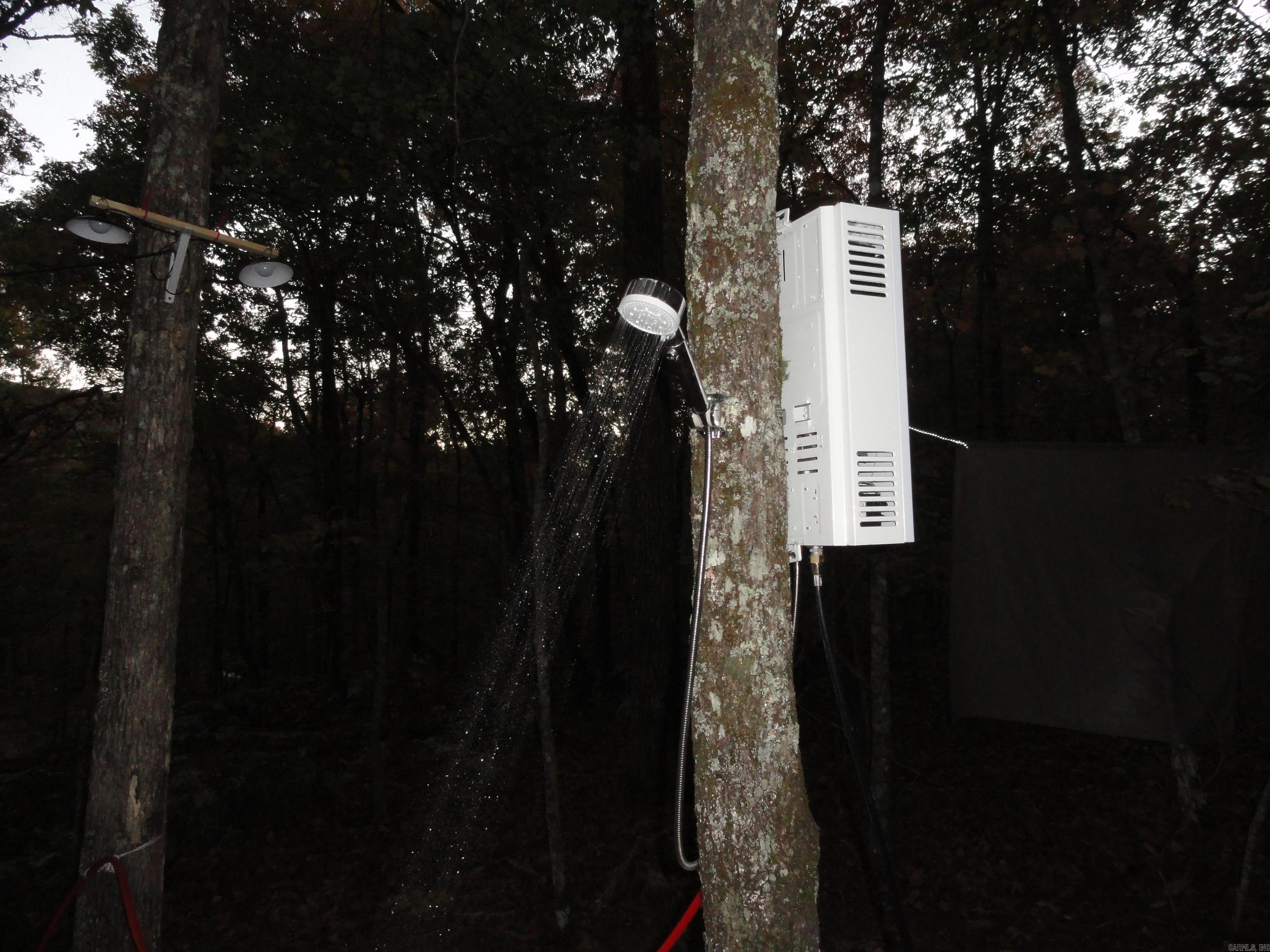 2340 Shady Grove Road Leslie, AR 72645