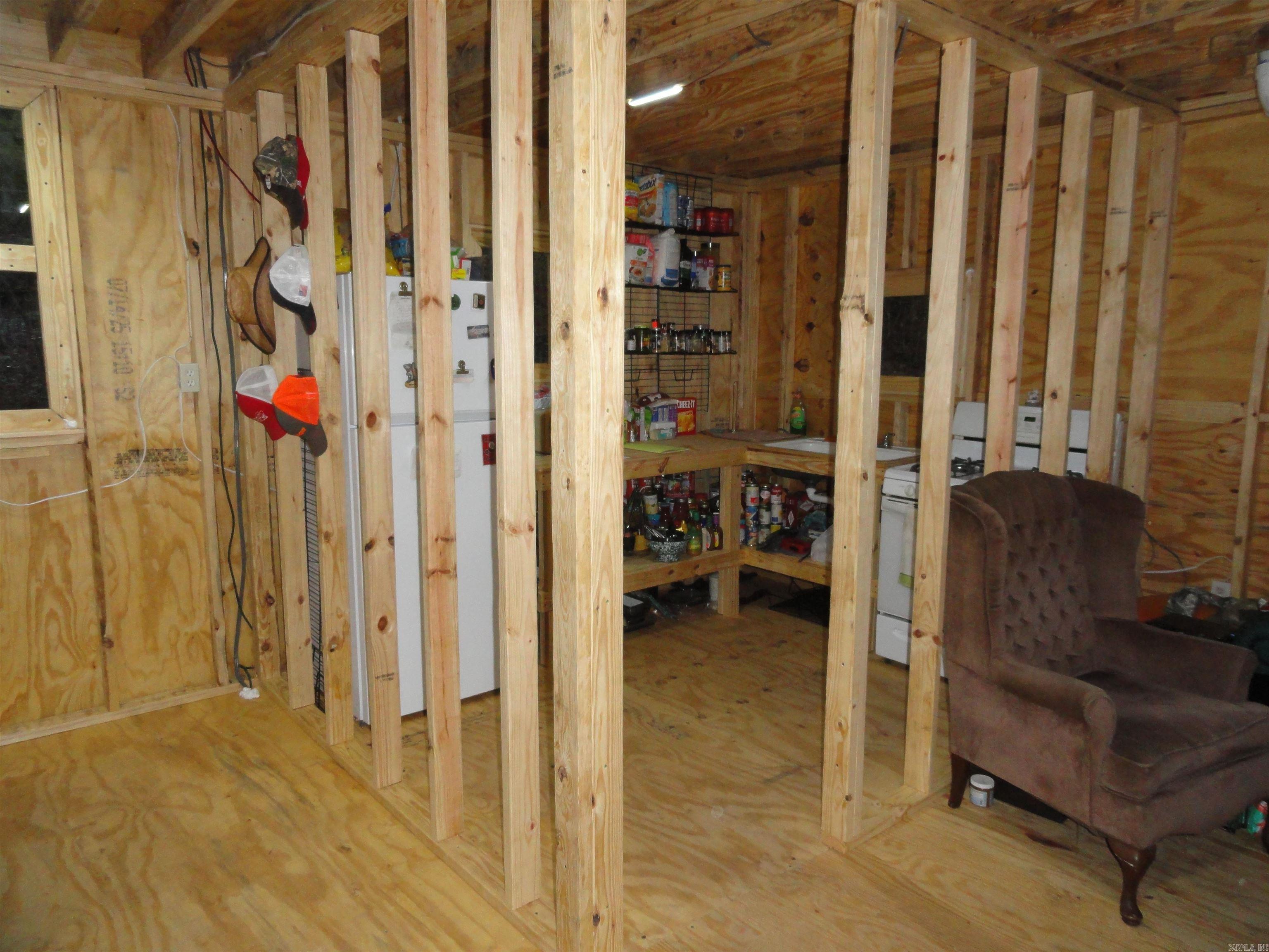 2340 Shady Grove Road Leslie, AR 72645