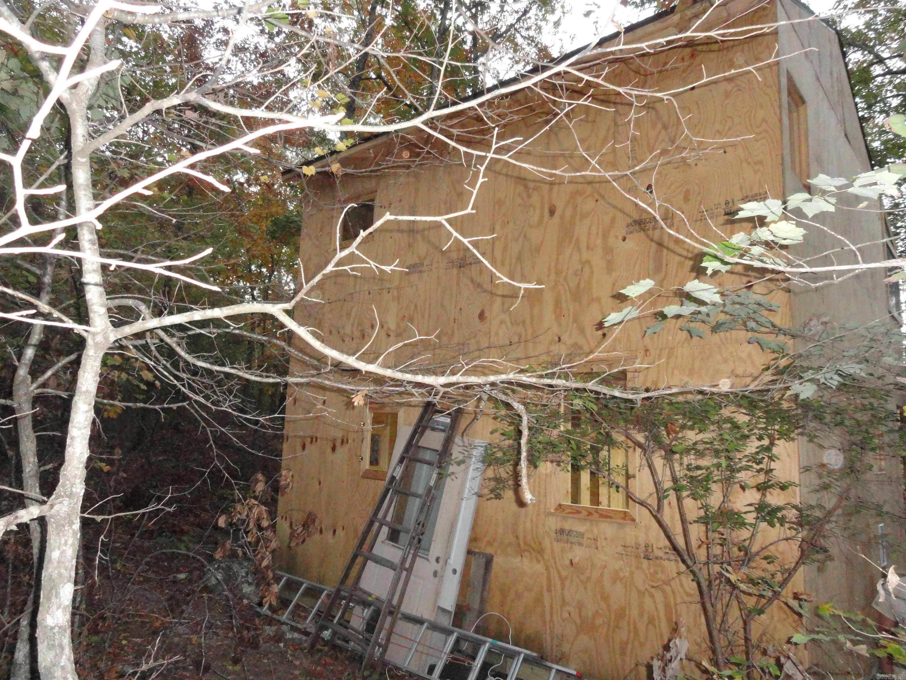 2340 Shady Grove Road Leslie, AR 72645