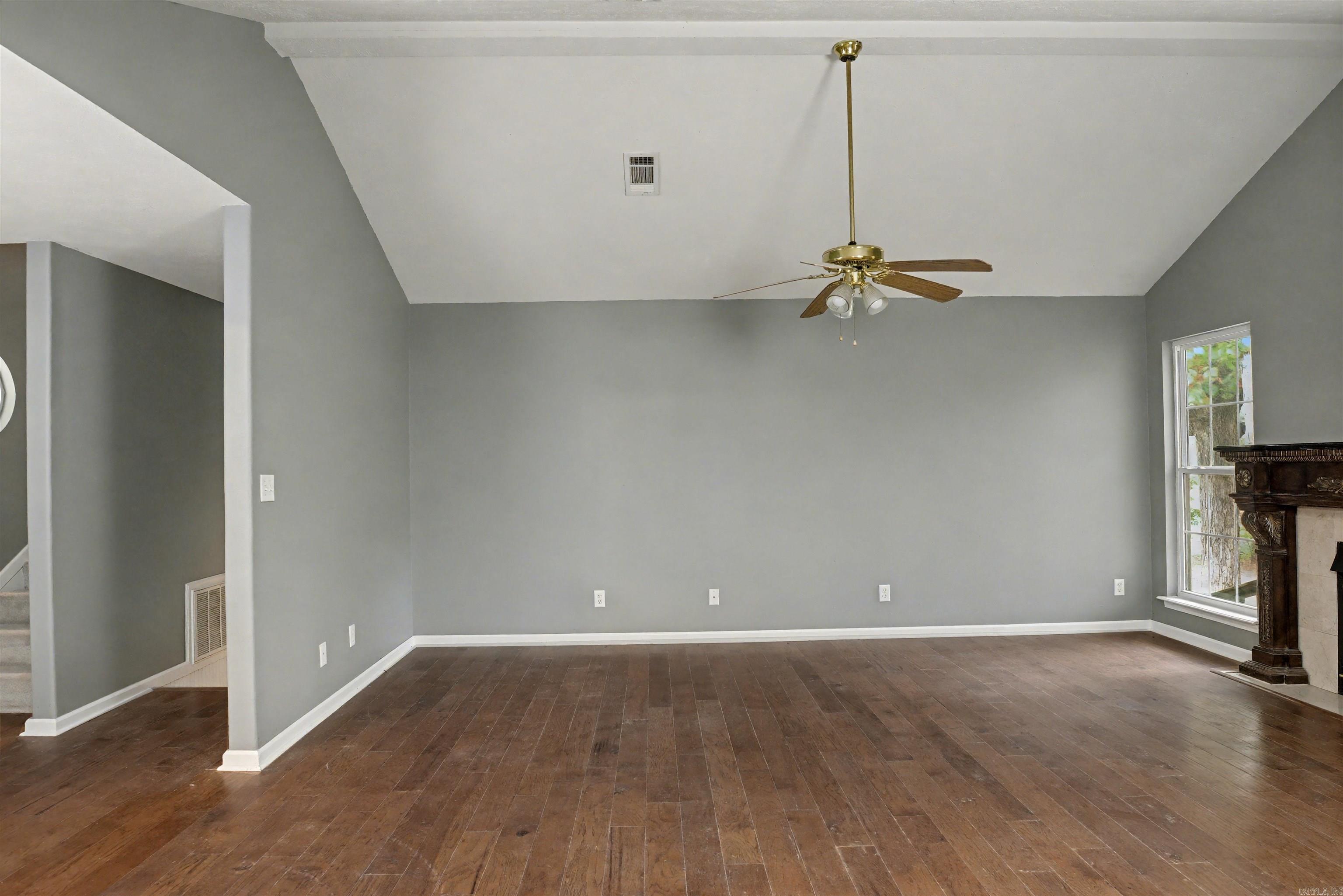 712 Michael  Redfield, AR