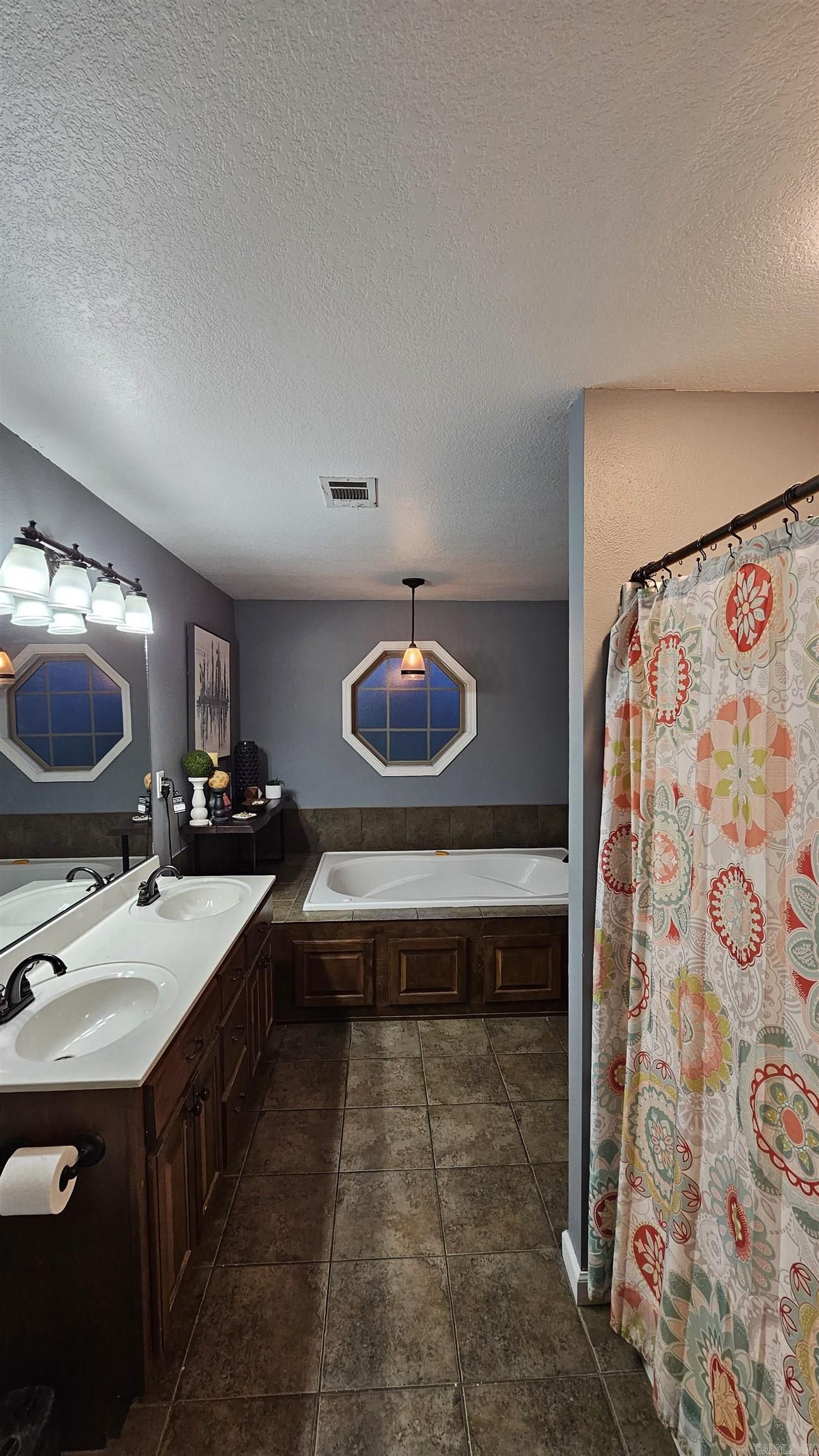 2200 N 8 1/2 Street  Paragould, AR