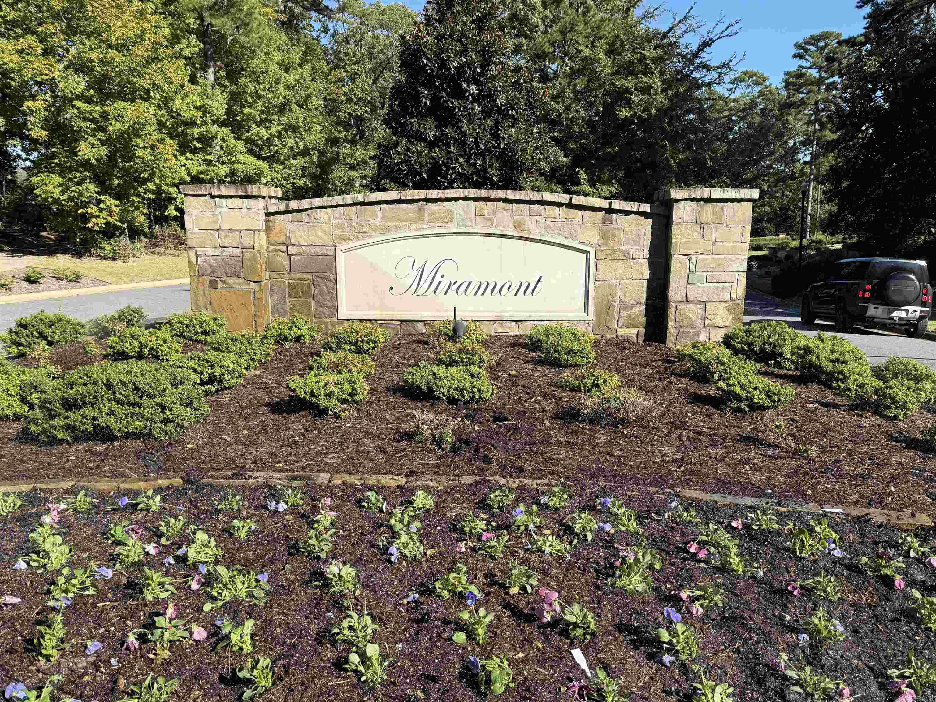 40 Miramont  Little Rock, AR