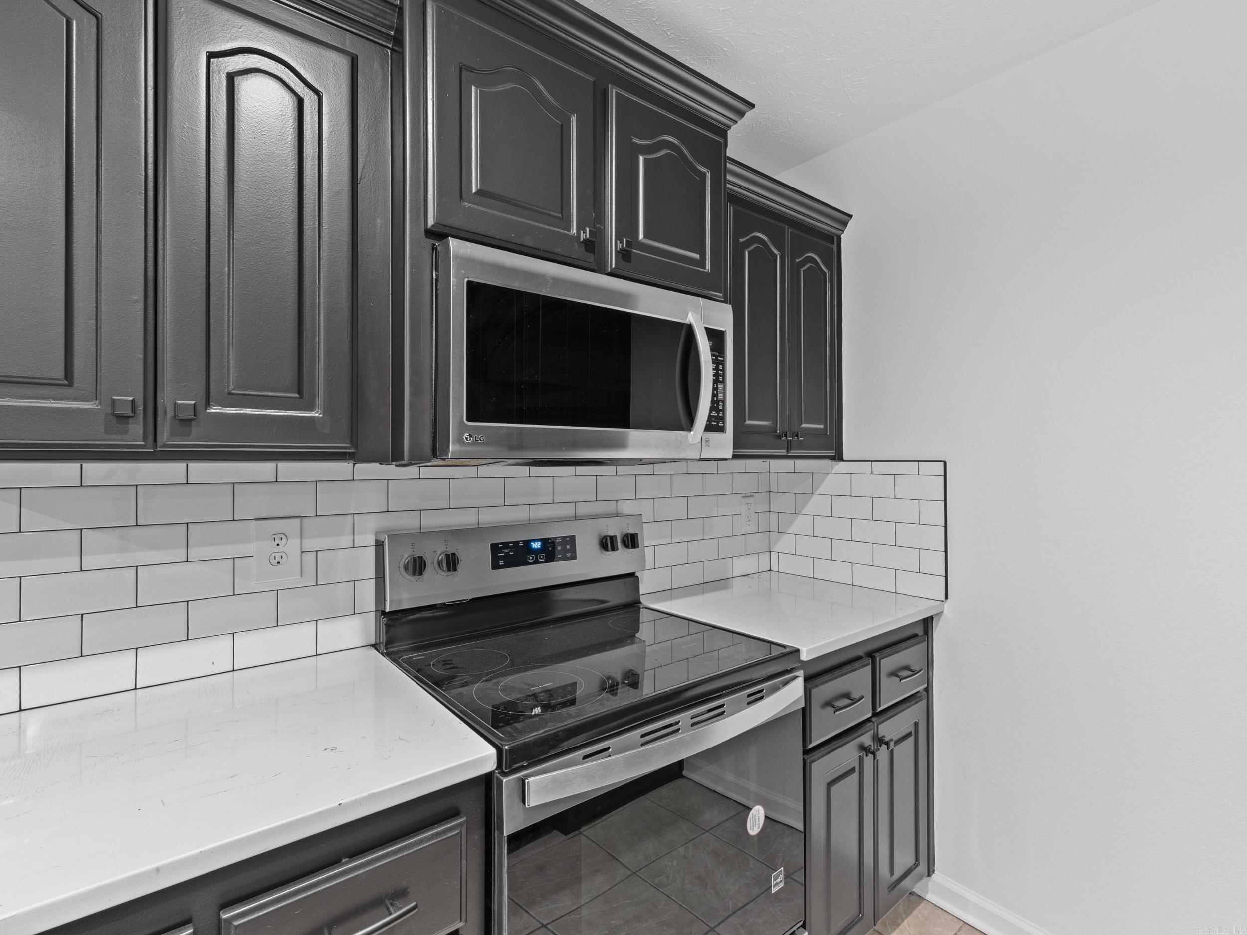 109 Weathering Dr Austin, AR 72007