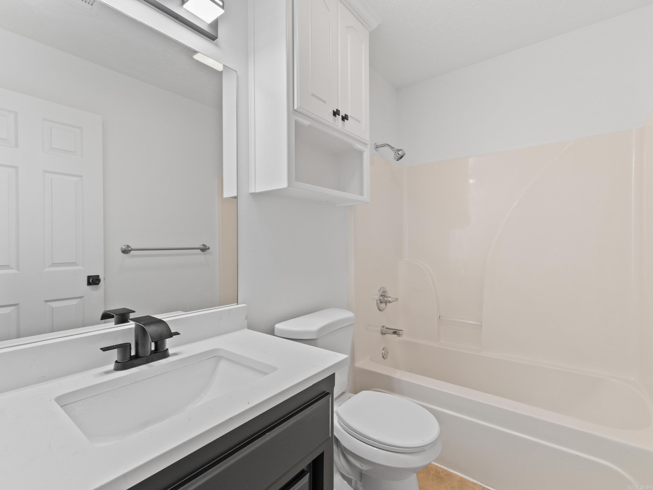 109 Weathering Dr Austin, AR 72007