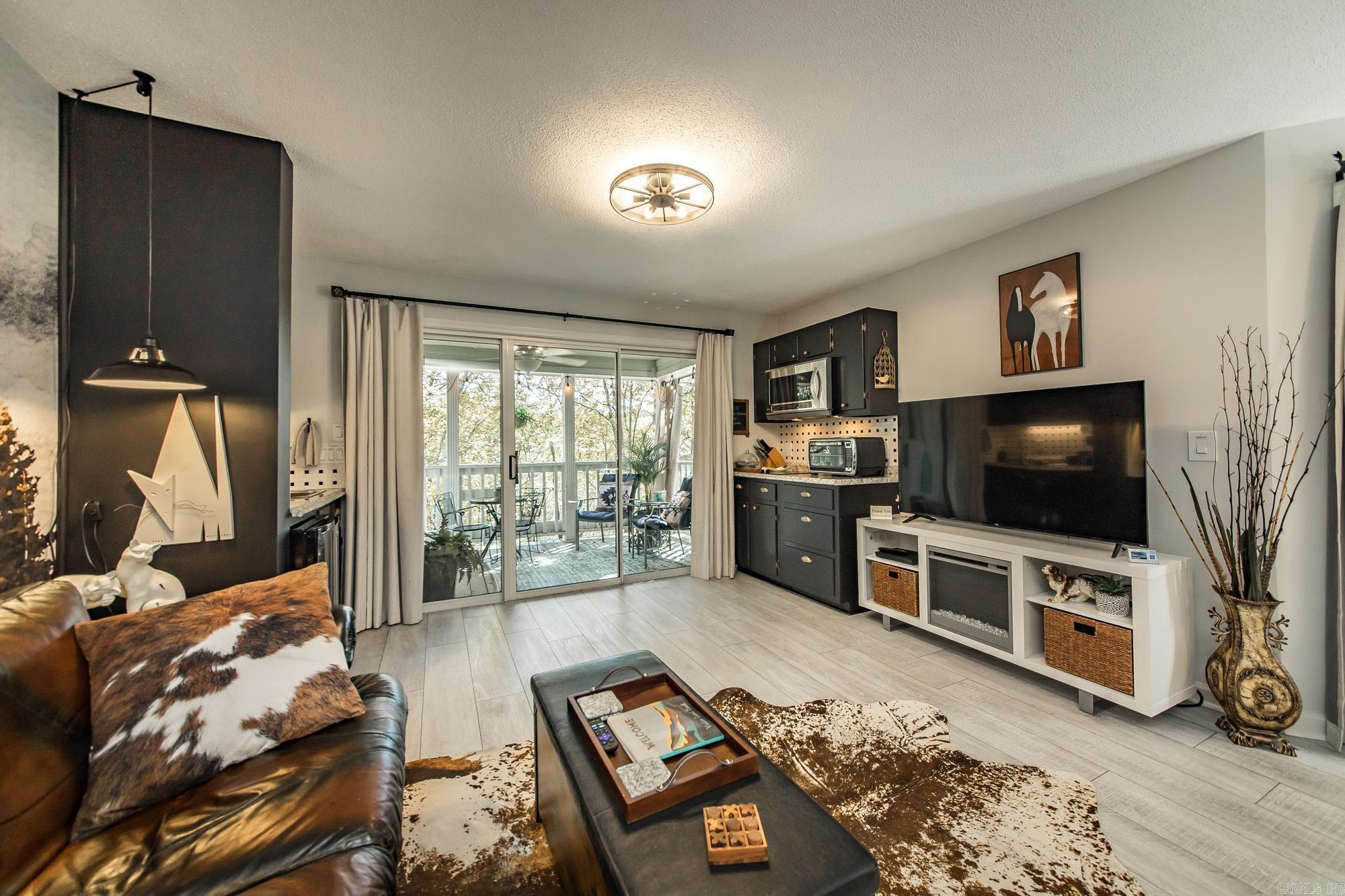 3032 & 3028 Summerhill Place Fairfield Bay, AR 72088