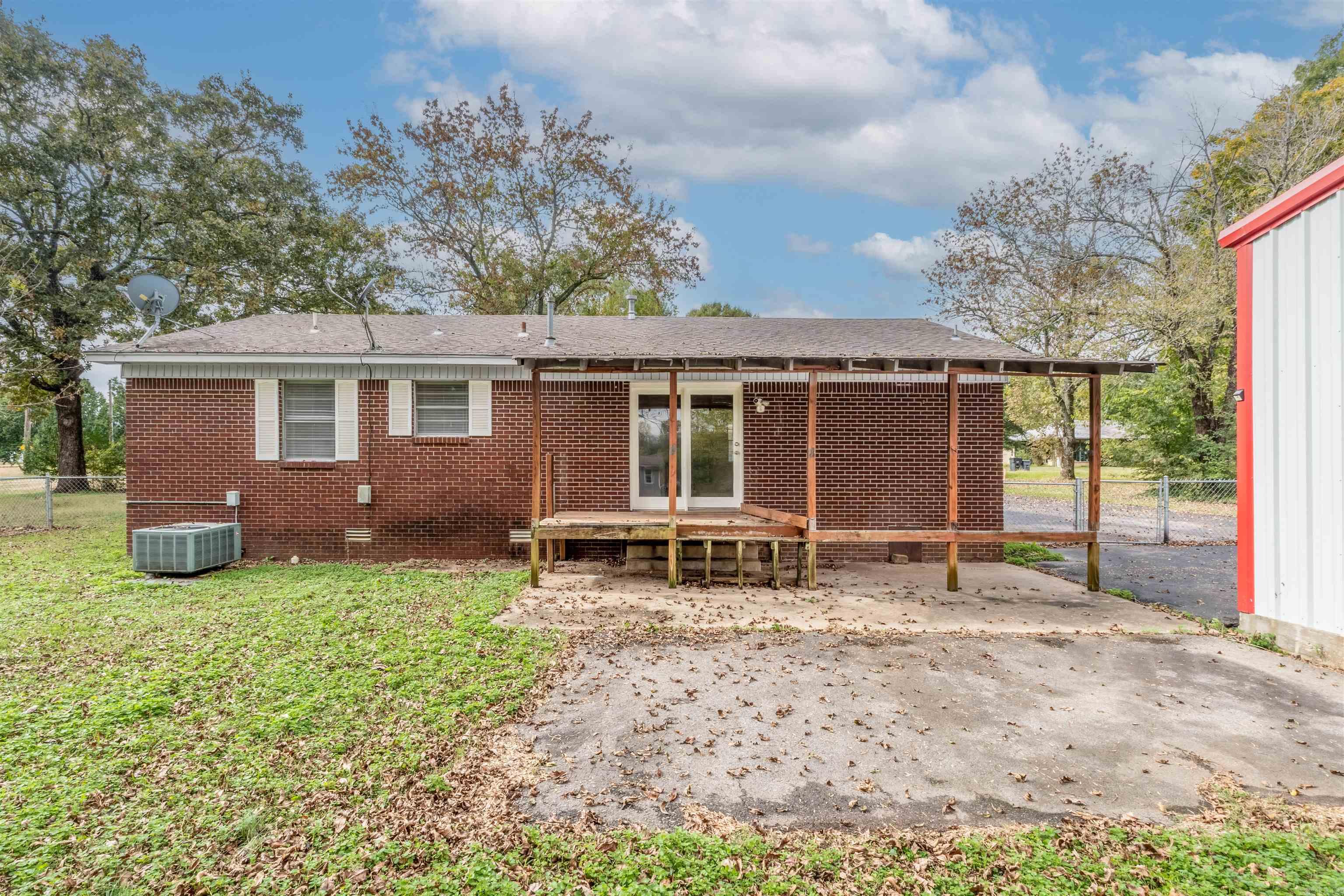 216 Highway 107  Enola, AR