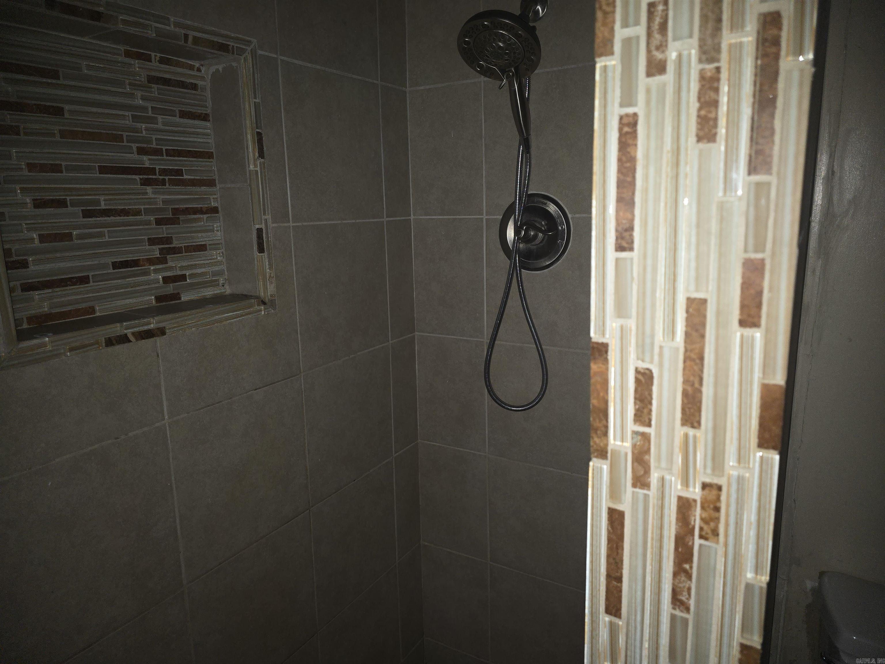 9403 270  White Hall, AR