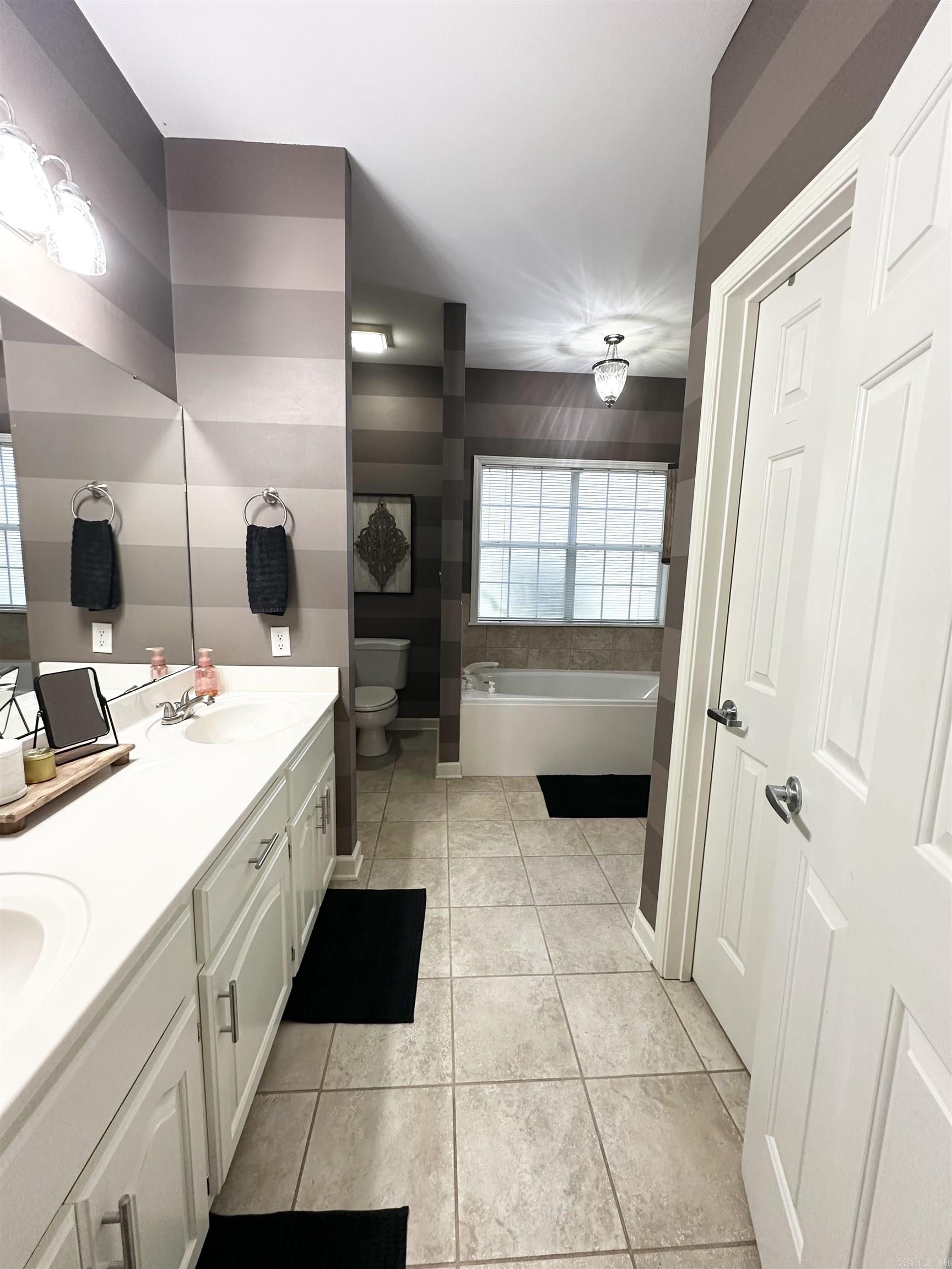 2110 Barney Lane White Hall, AR 71602