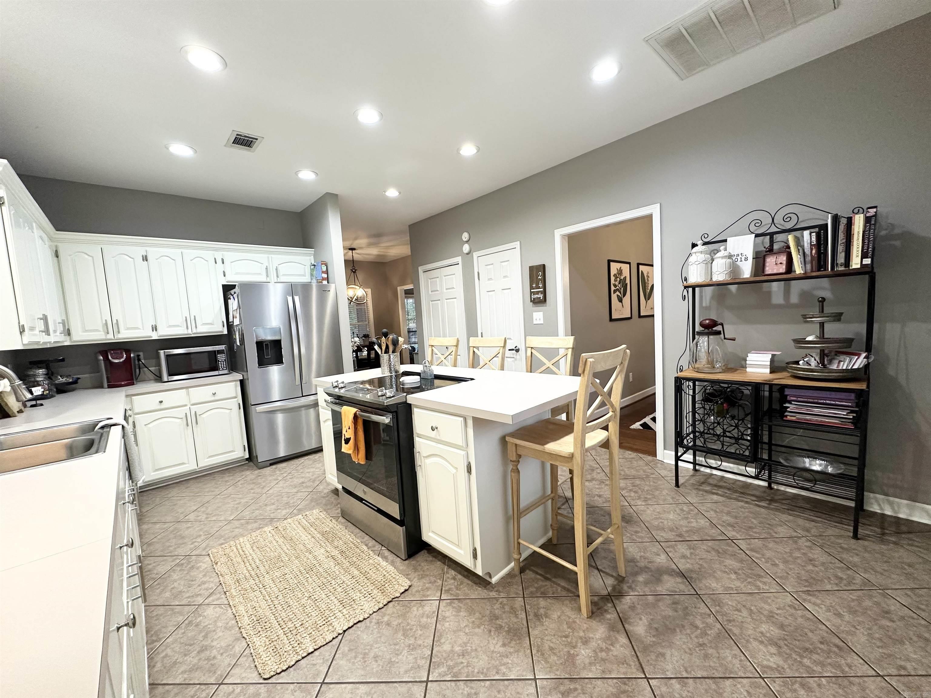 2110 Barney Lane White Hall, AR 71602