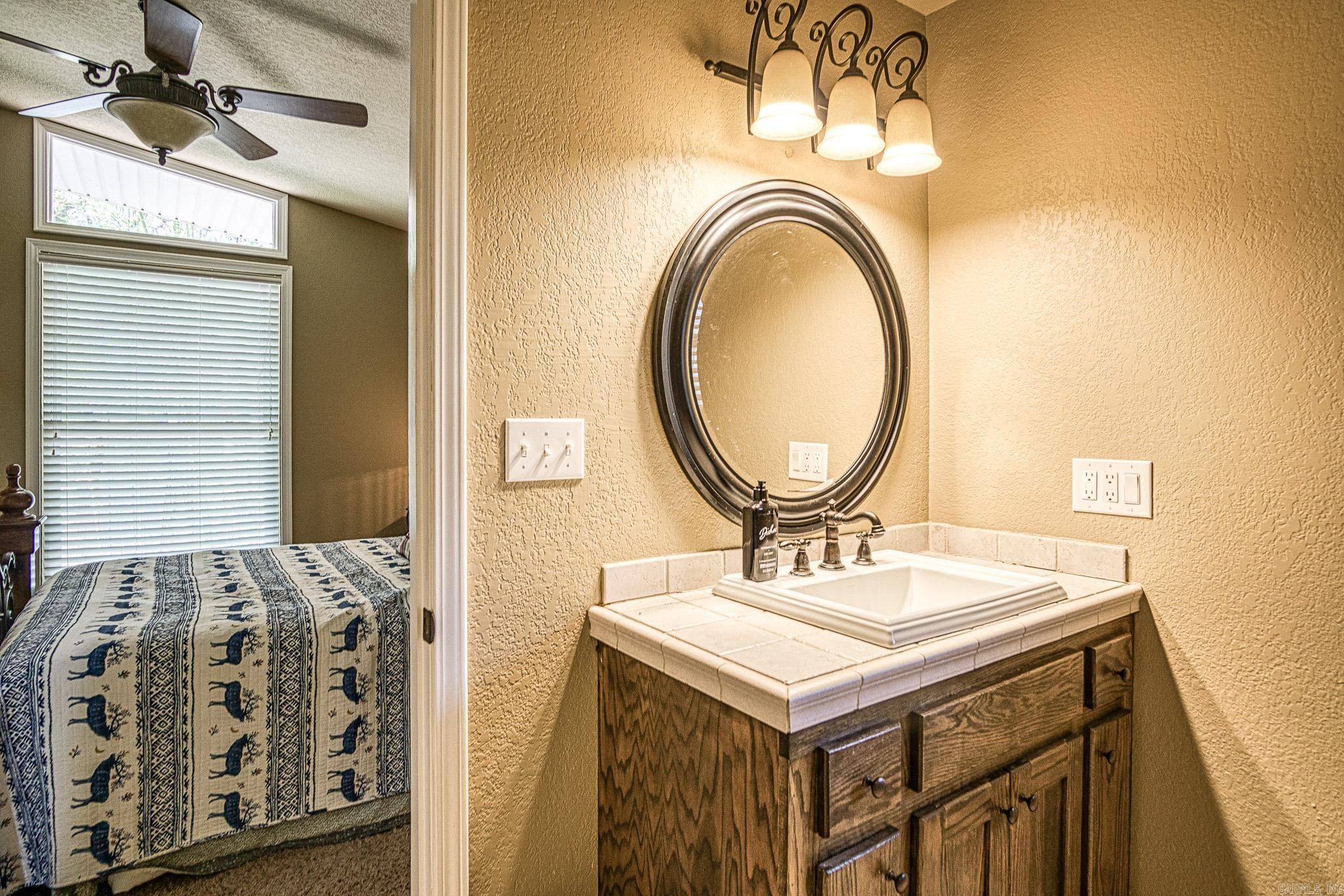 1 Valls Circle  Hot Springs Village, AR