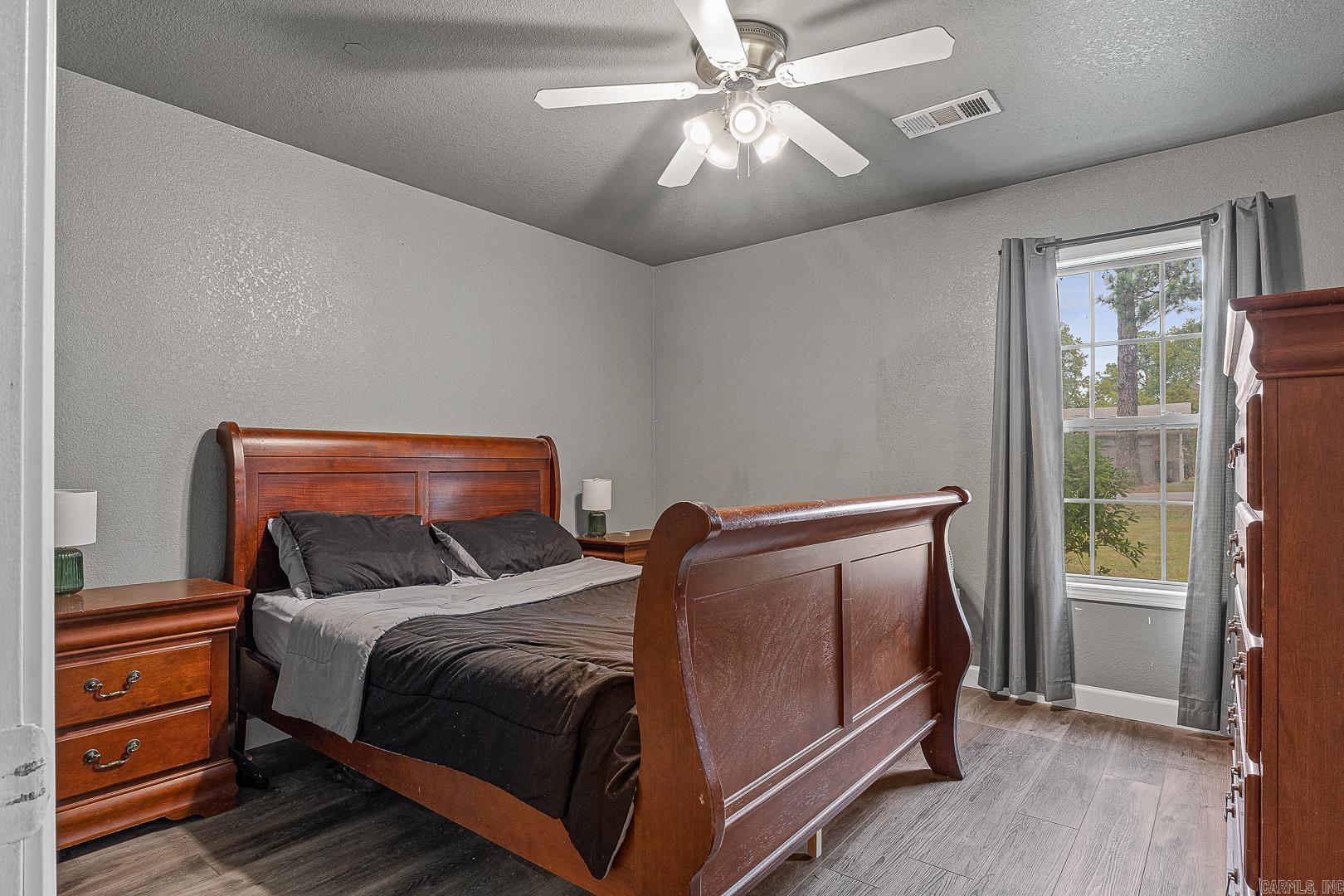 4802 Wise Paragould, AR 72450