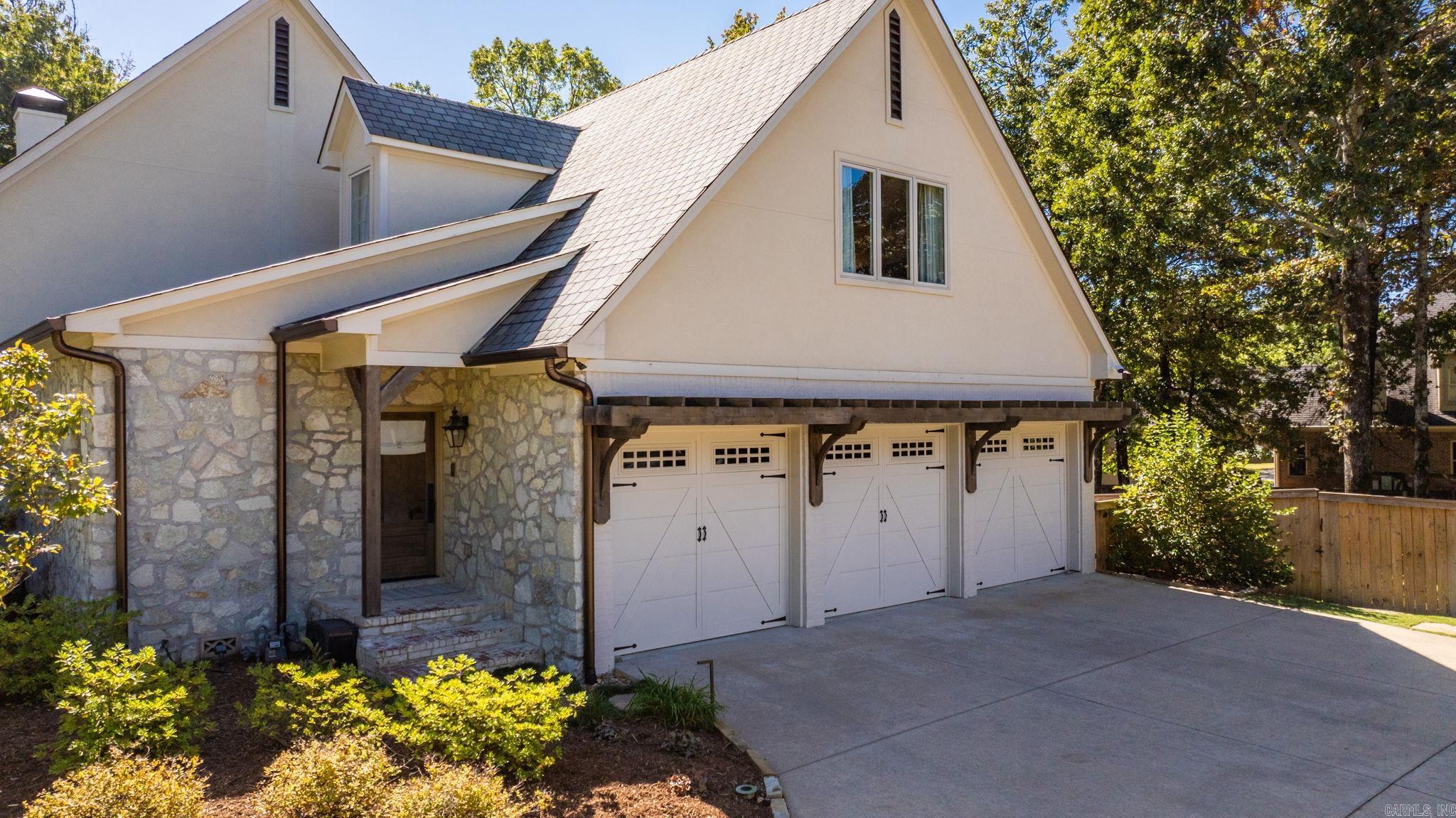 212 Sologne Court  Little Rock, AR