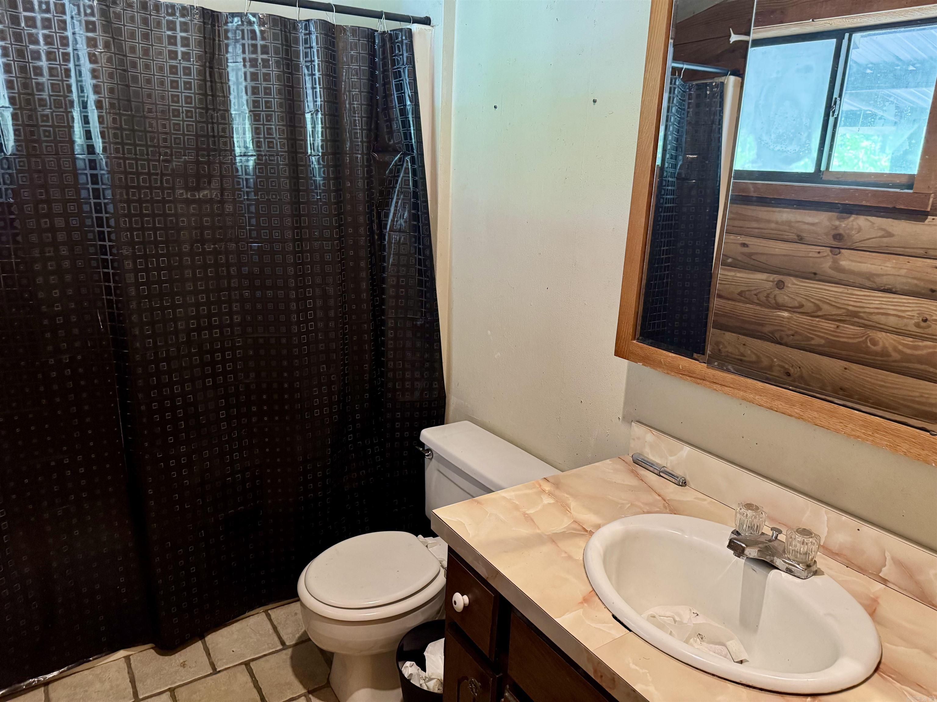 118 JB Logan Circle HWY 71 N  De Queen, AR