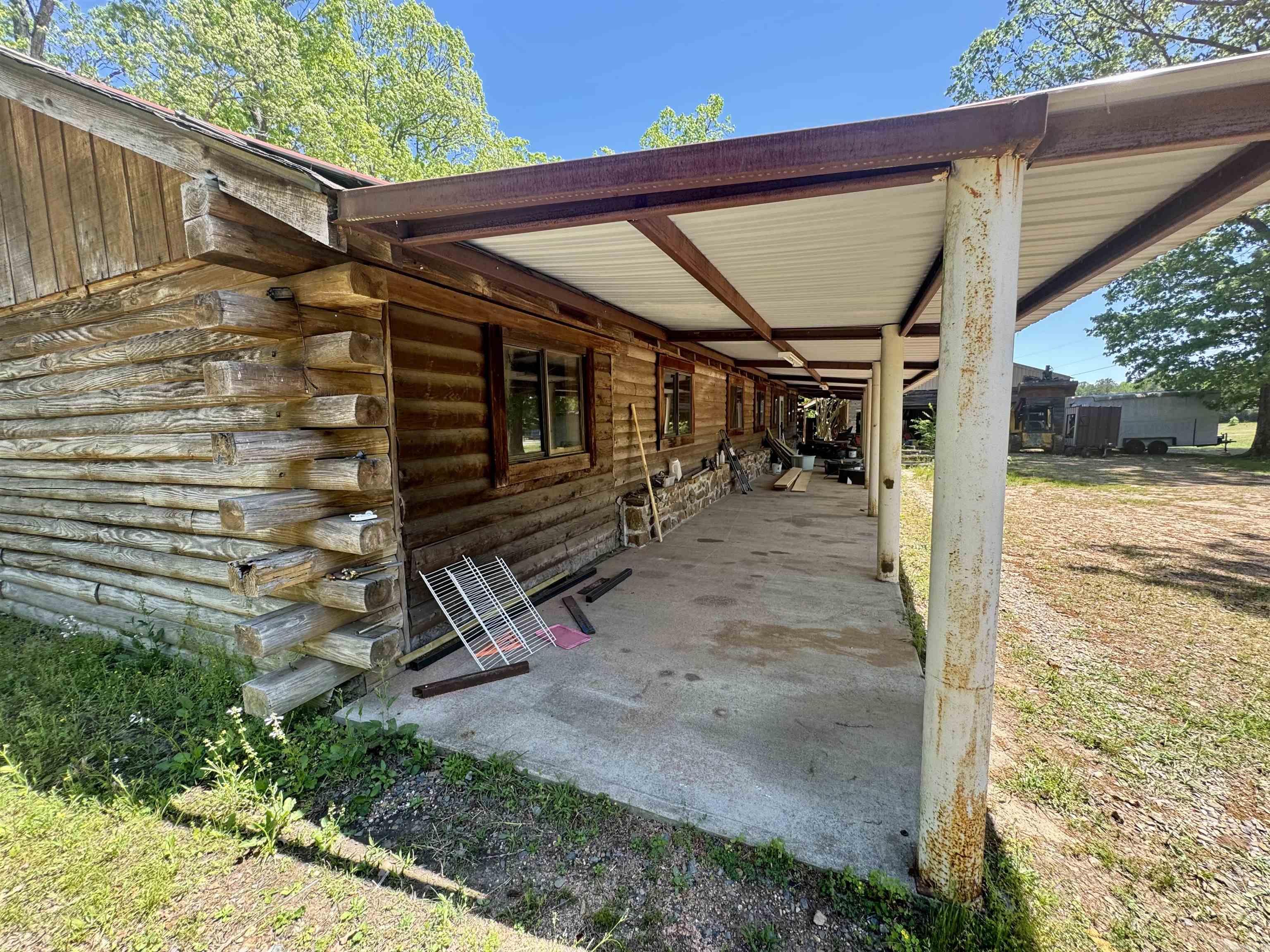 118 JB Logan Circle HWY 71 N  De Queen, AR