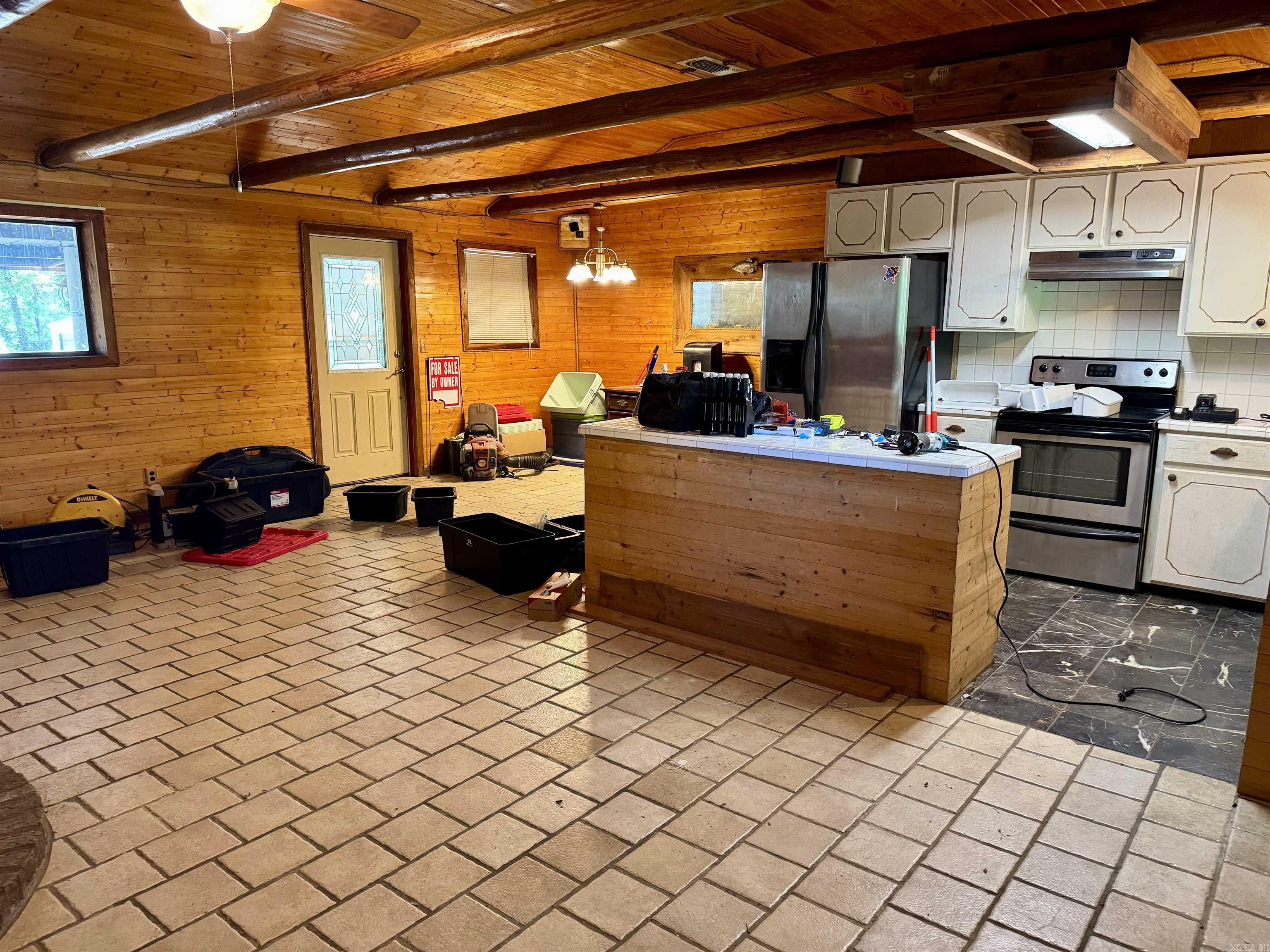 118 JB Logan Circle HWY 71 N  De Queen, AR