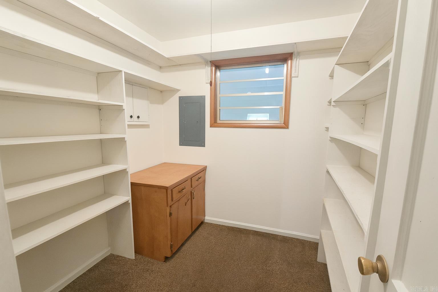 608 Broadmoor  Mountain Home, AR