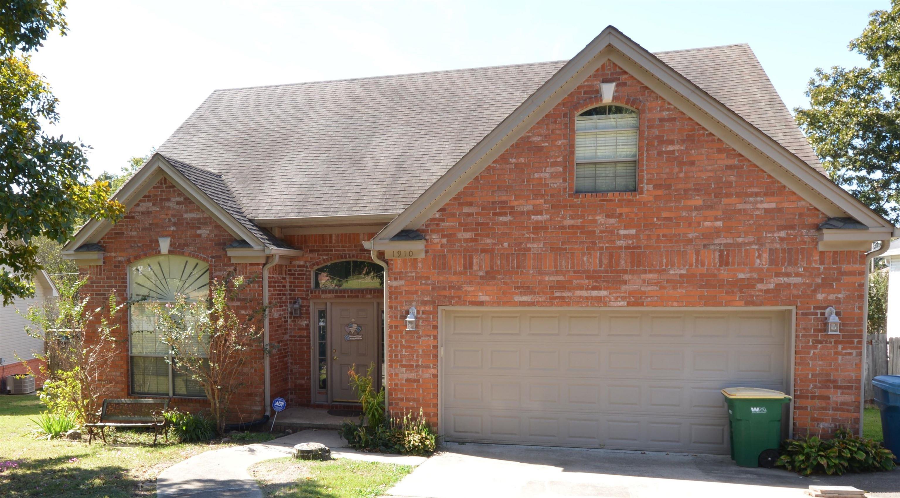 1910 Cherrybend Drive