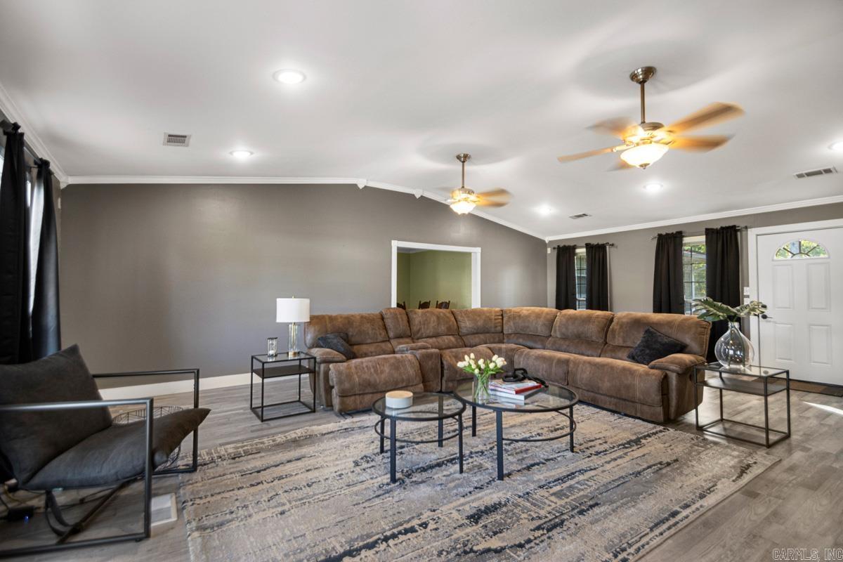 3426 Highway 5  El Paso, AR